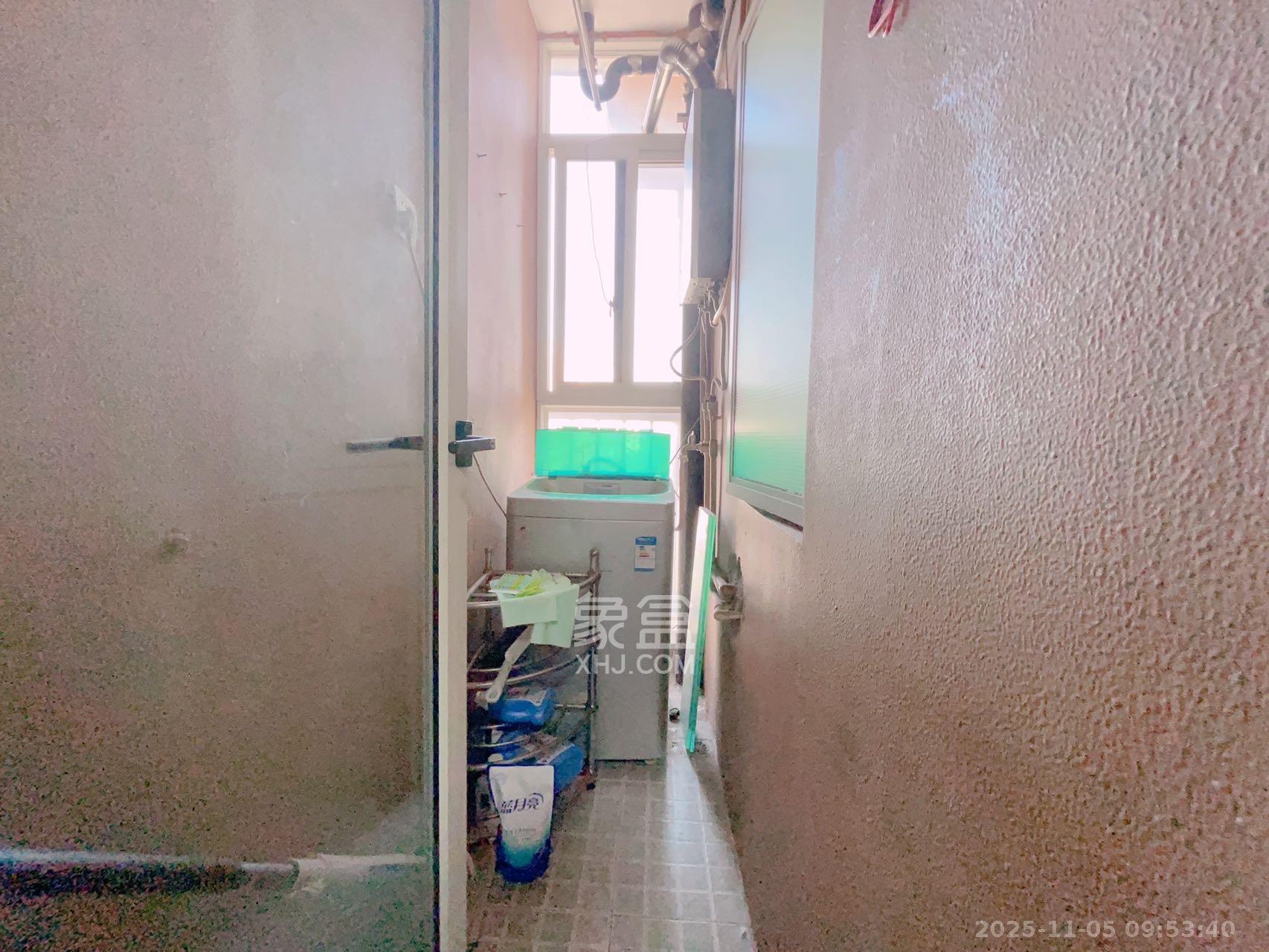 白沙晶城  1室1厅1卫    1800.0元/月室内图