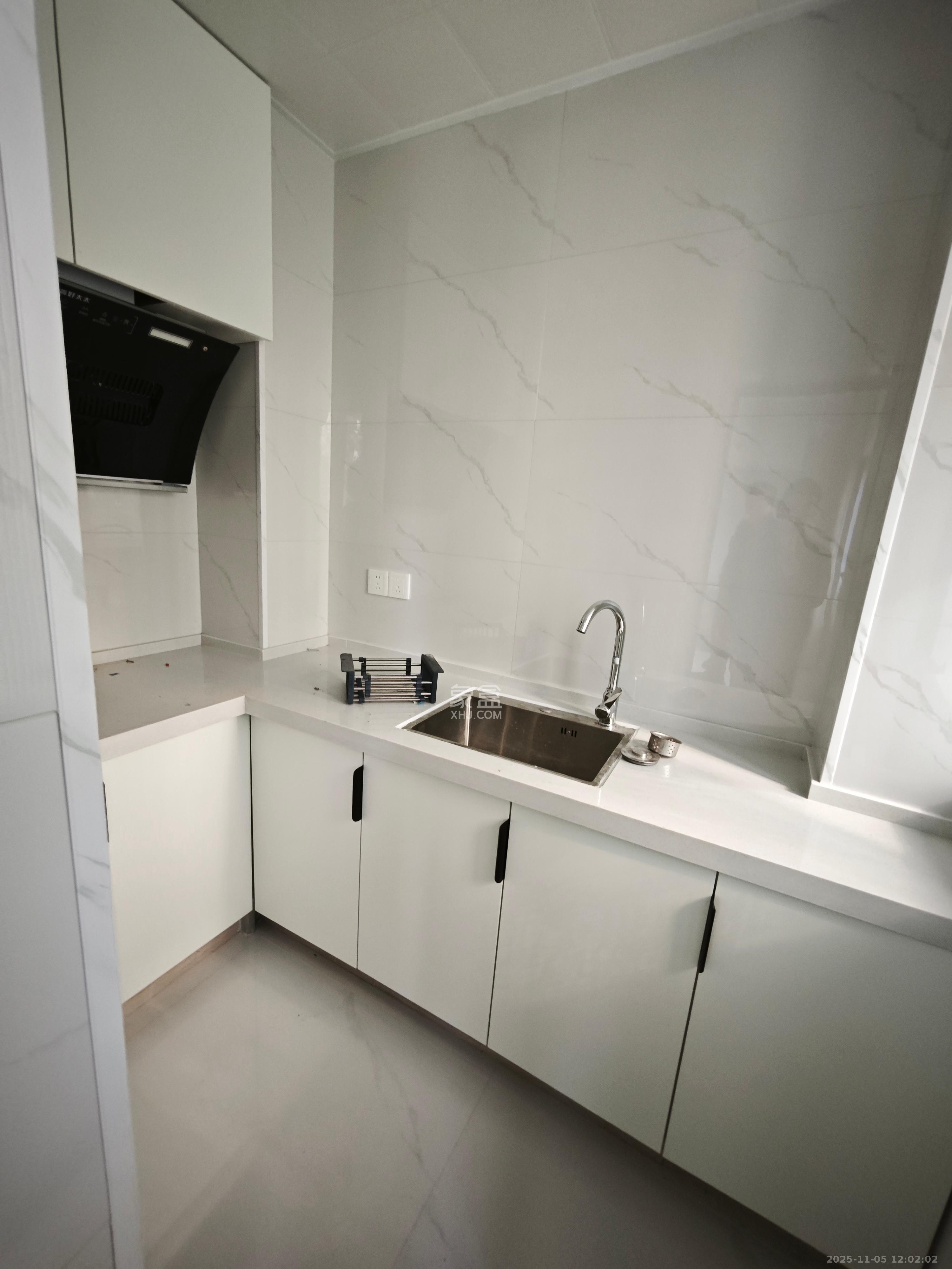 嘉华城（一期）  2室2厅1卫    2400.0元/月室内图