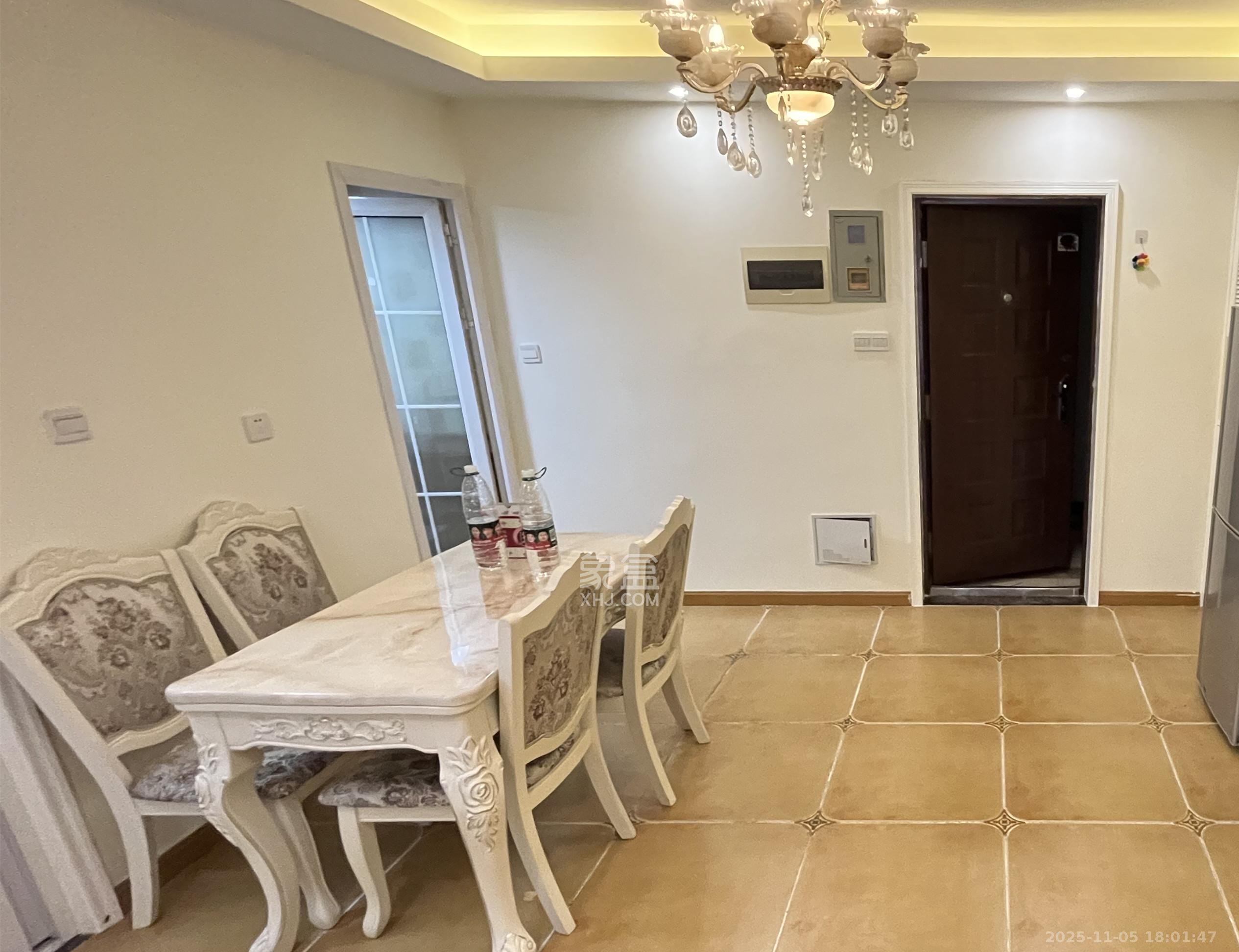 铂宫 1室1厅1卫 2700.0元/月 铂宫 1室1厅1卫 2700.0元/月室内图