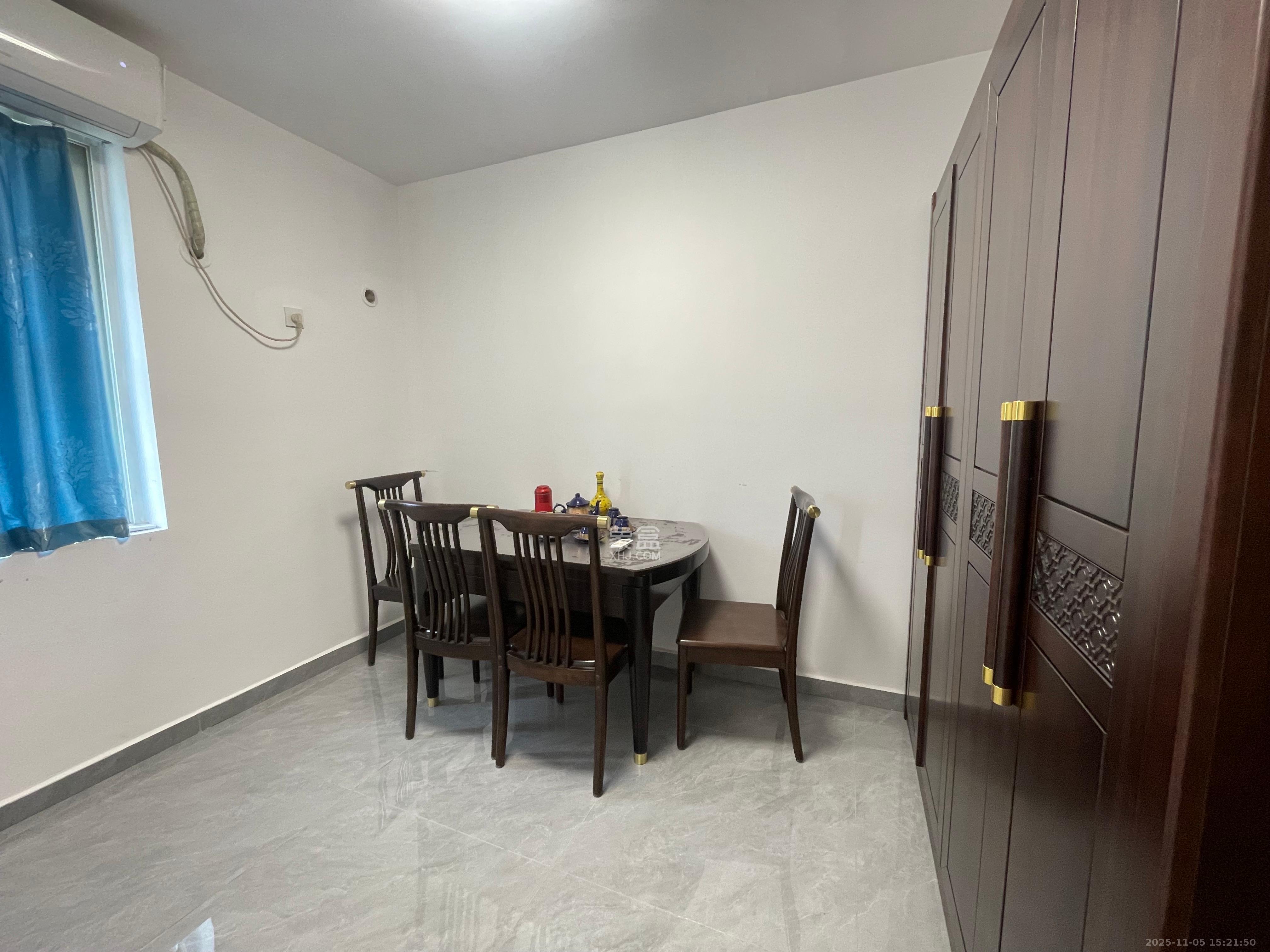 金麓西岸和苑 4室2厅2卫 2600.0元/月 金麓西岸和苑 4室2厅2卫 2600.0元/月室内图