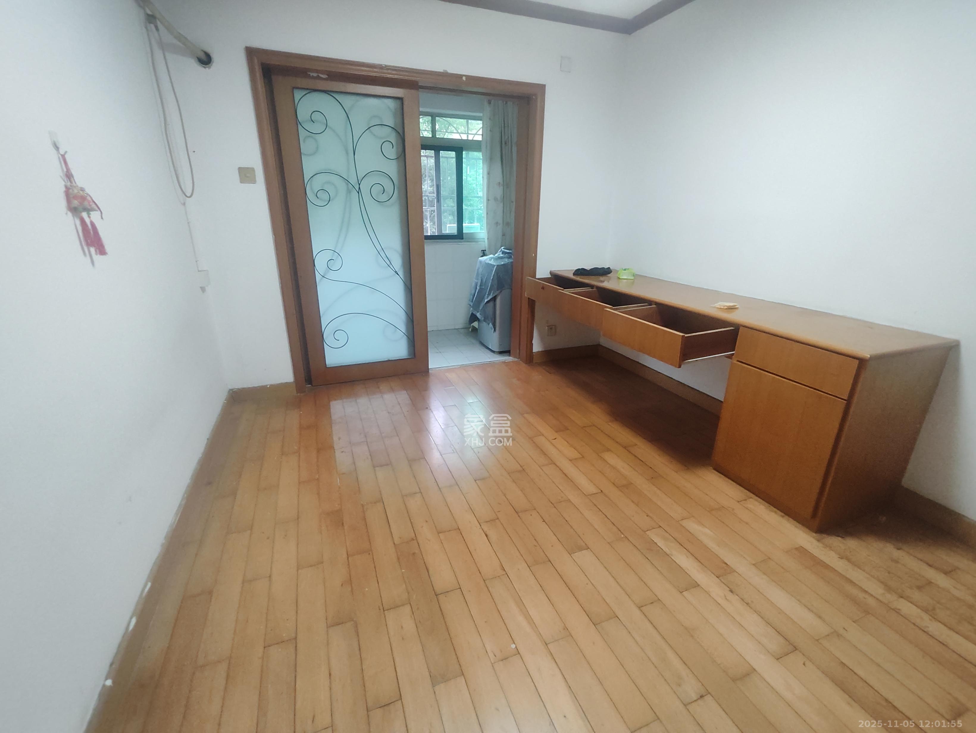 金昌花园  3室2厅1卫    1800.0元/月室内图