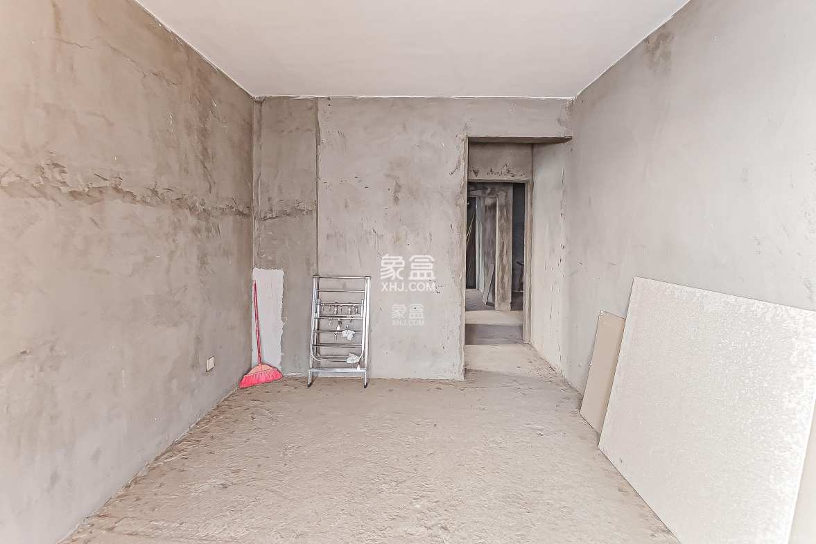 钱隆首府(福晟御园) 3室2厅2卫 115.0万 钱隆首府(福晟御园) 3室2厅2卫 115.0万卧室