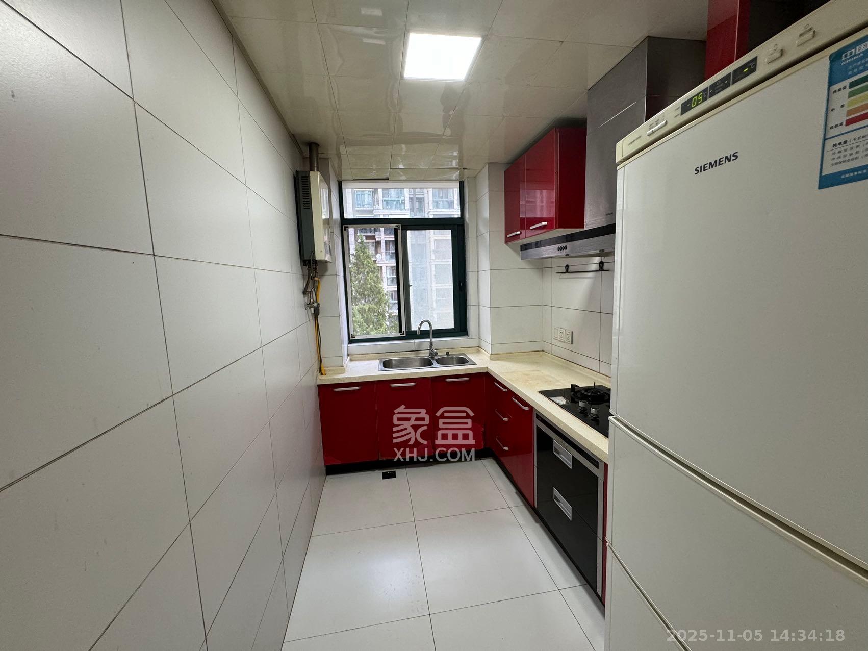 中江国际花城  3室1厅1卫    2700.0元/月室内图