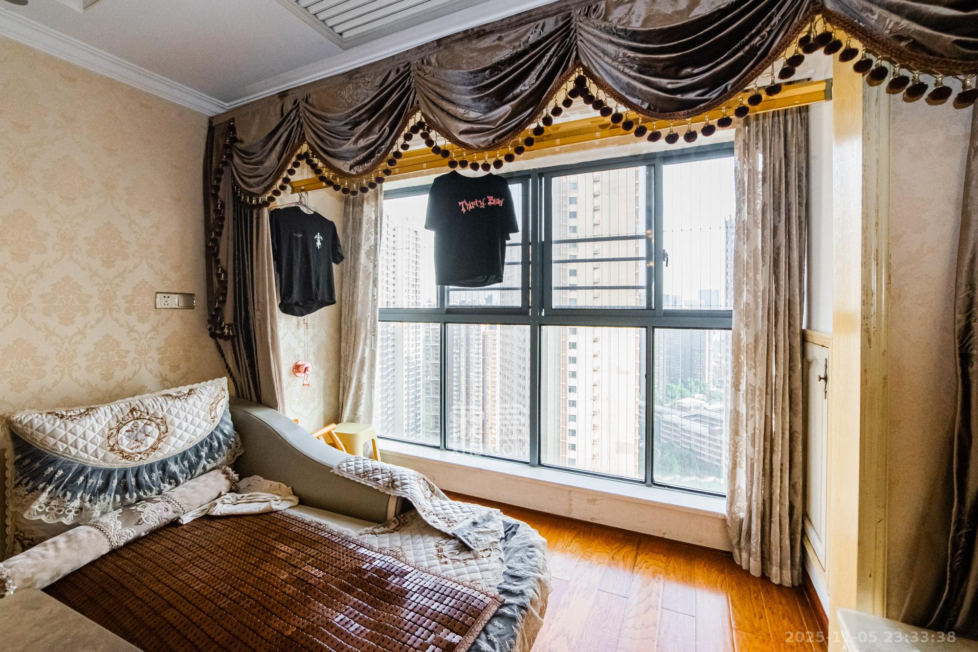 北辰三角洲E3区 3室2厅2卫 145.0万 北辰三角洲E3区 3室2厅2卫 145.0万阳台