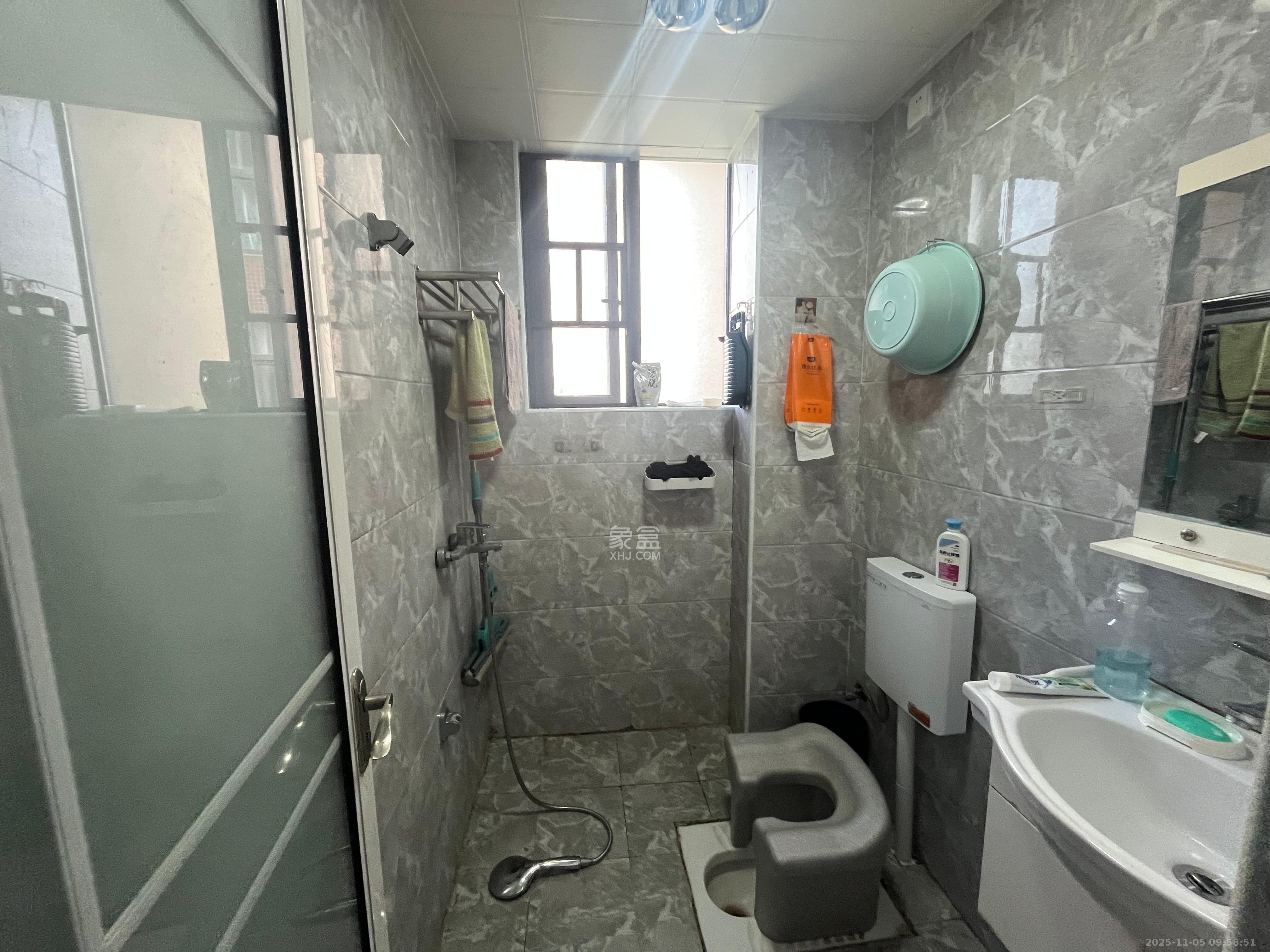 锦湘国际星城四期（金丽苑）  2室1厅1卫    2200.0元/月室内图