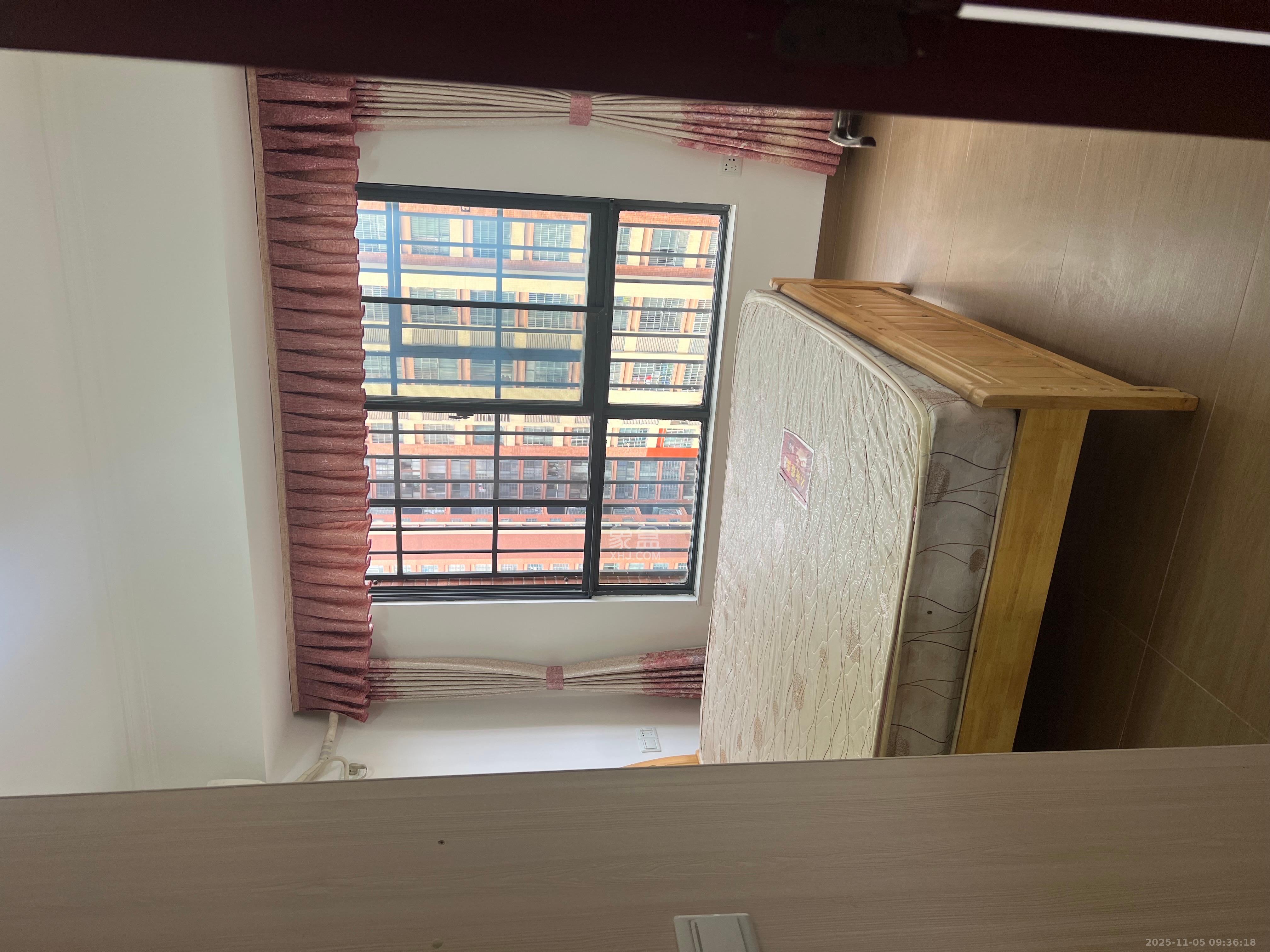 海德公园  4室2厅2卫    2280.0元/月室内图