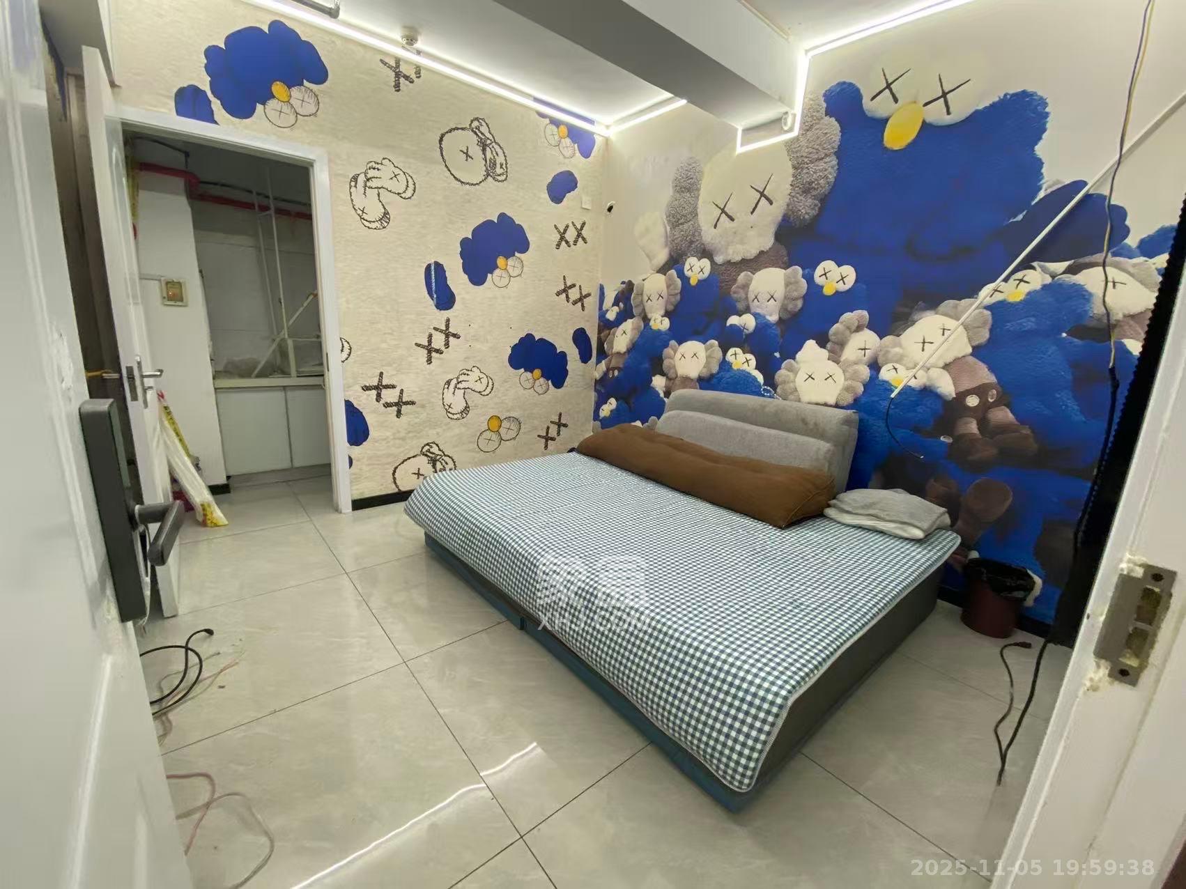 新世界百货（湖南供销大厦）  6室1厅1卫    6000.0元/月室内图