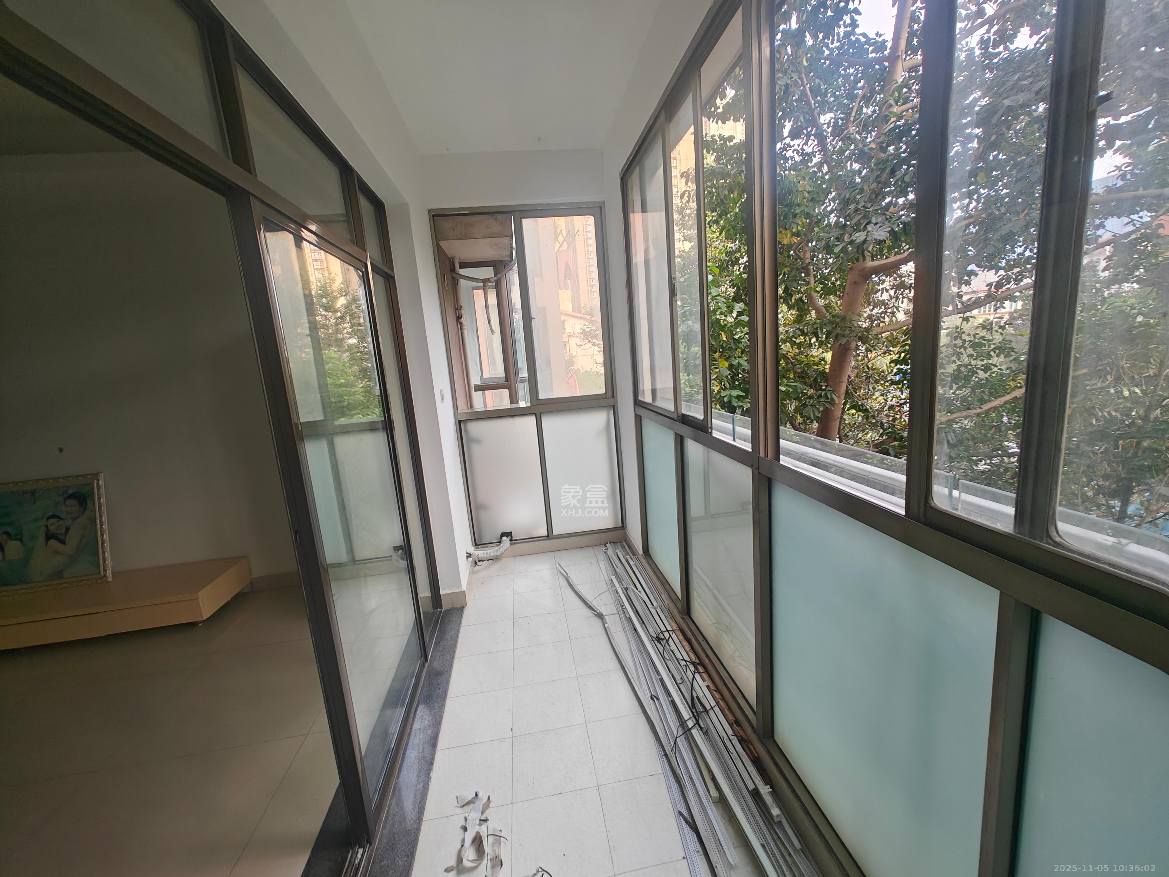 西岸润泽府  3室2厅2卫    3100.0元/月室内图