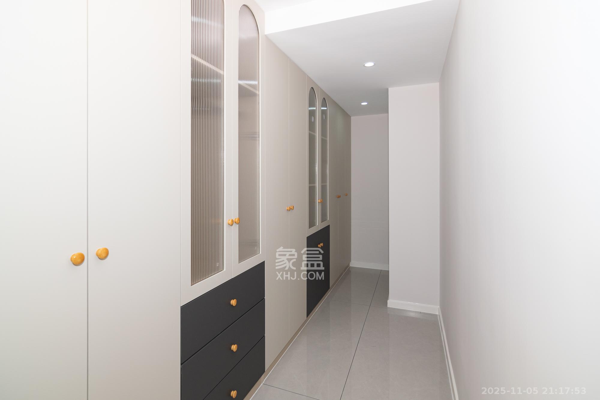 澳海谷山府  4室2厅2卫    99.8万其他