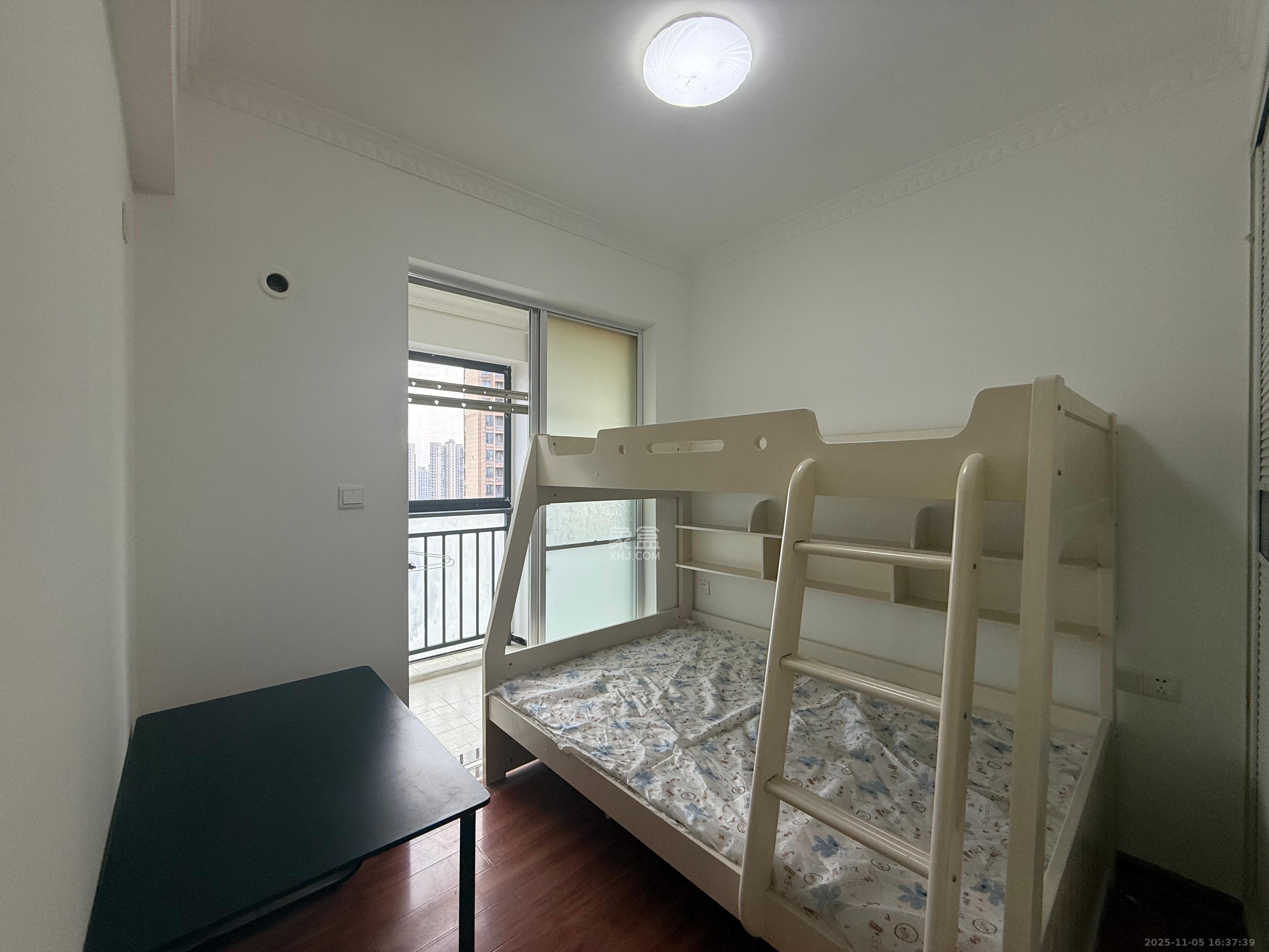 荣盛花语馨苑 2室1厅1卫 1900.0元/月 荣盛花语馨苑 2室1厅1卫 1900.0元/月室内图