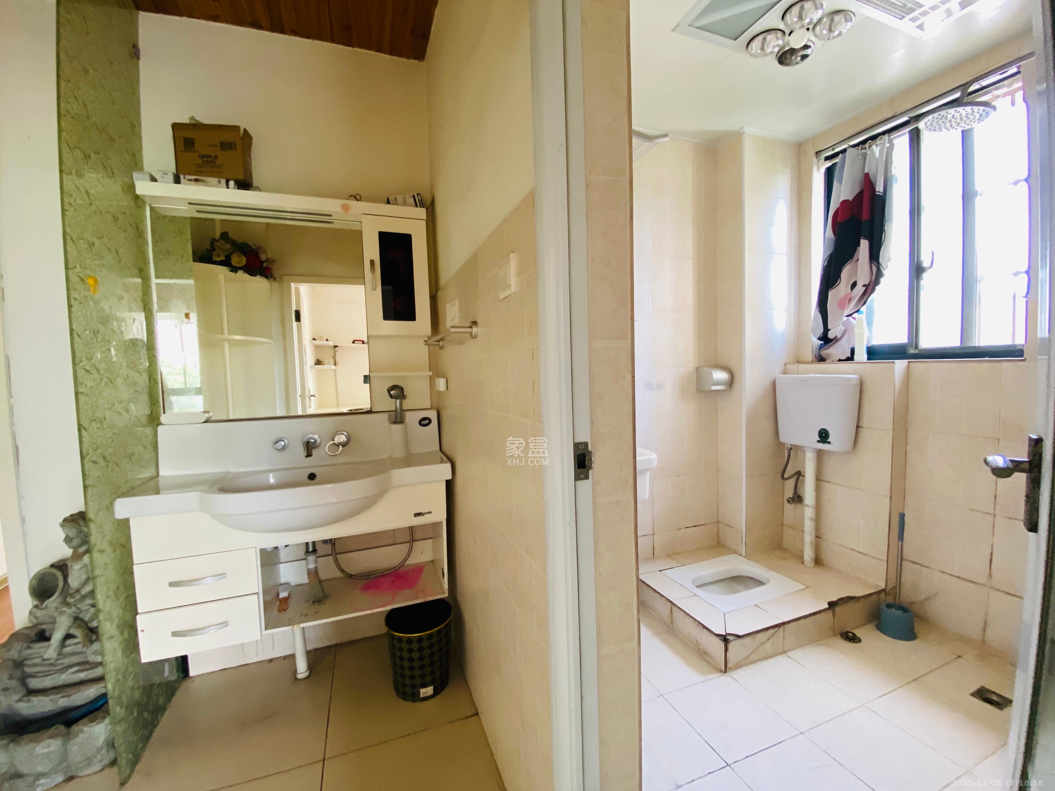 瑞都华庭(华庭美苑) 3室2厅1卫 2400.0元/月 瑞都华庭(华庭美苑) 3室2厅1卫 2400.0元/月室内图