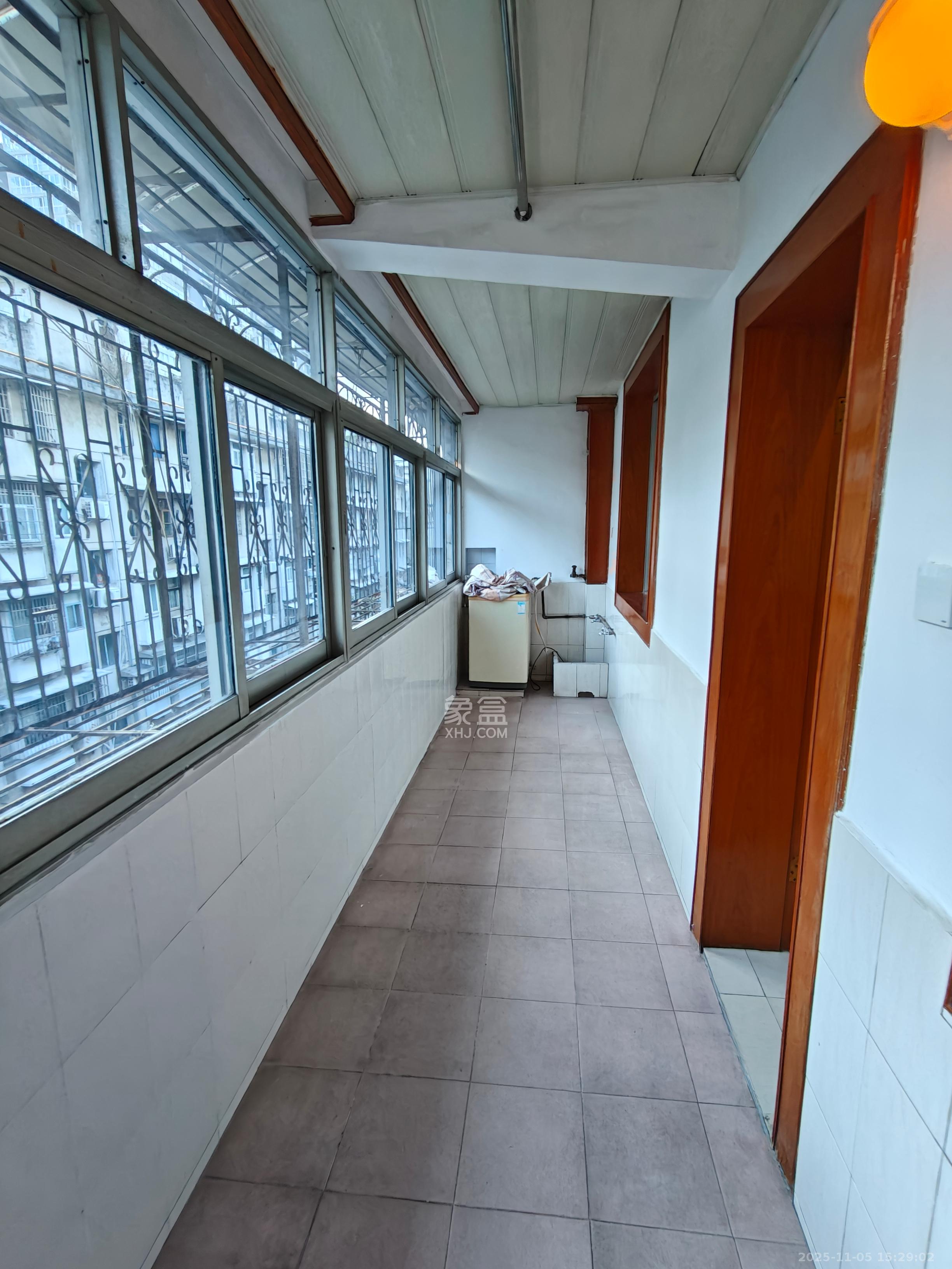 建安小区  3室2厅1卫    1550.0元/月室内图