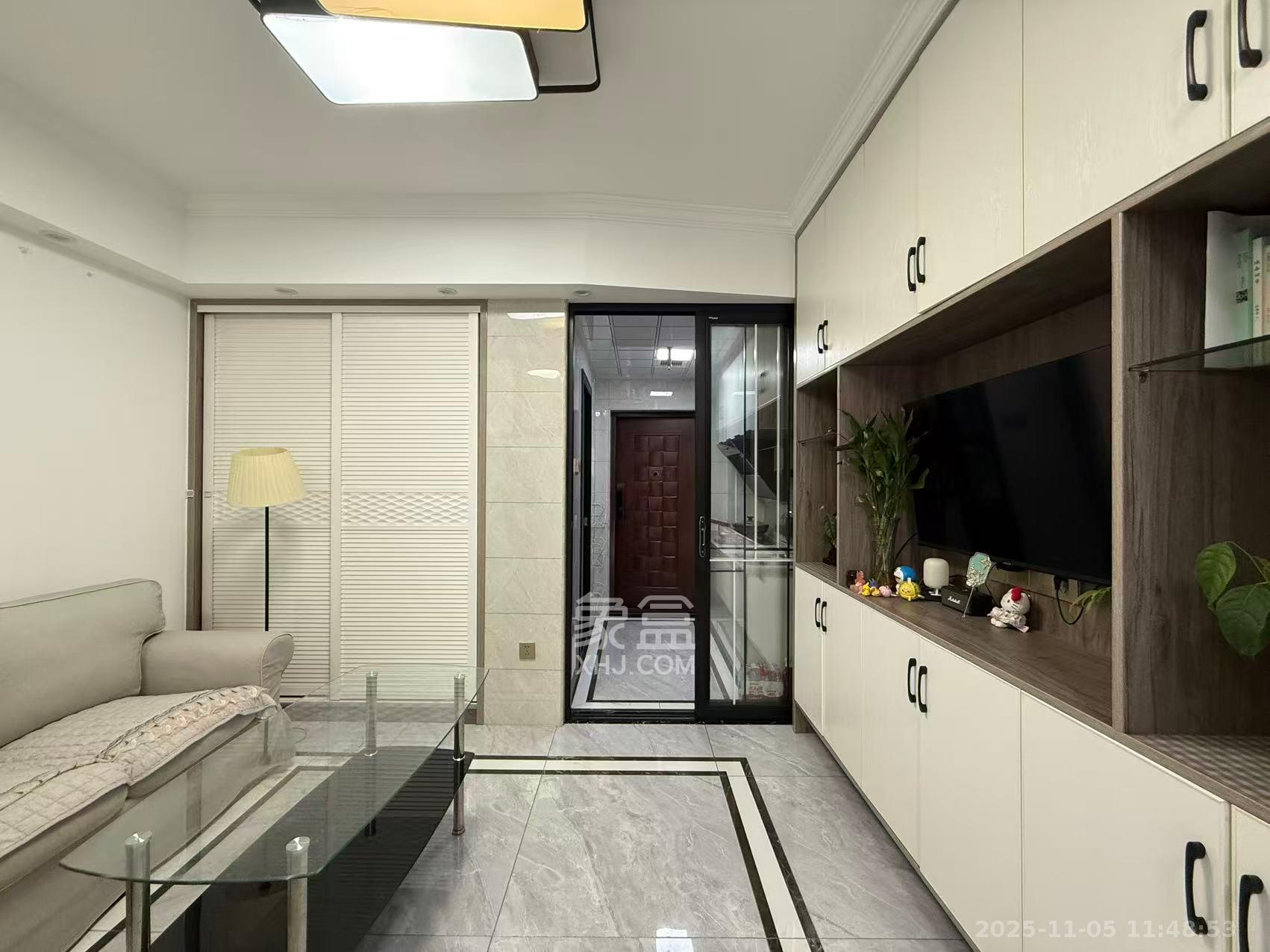 剑桥名门  1室1厅1卫    1400.0元/月