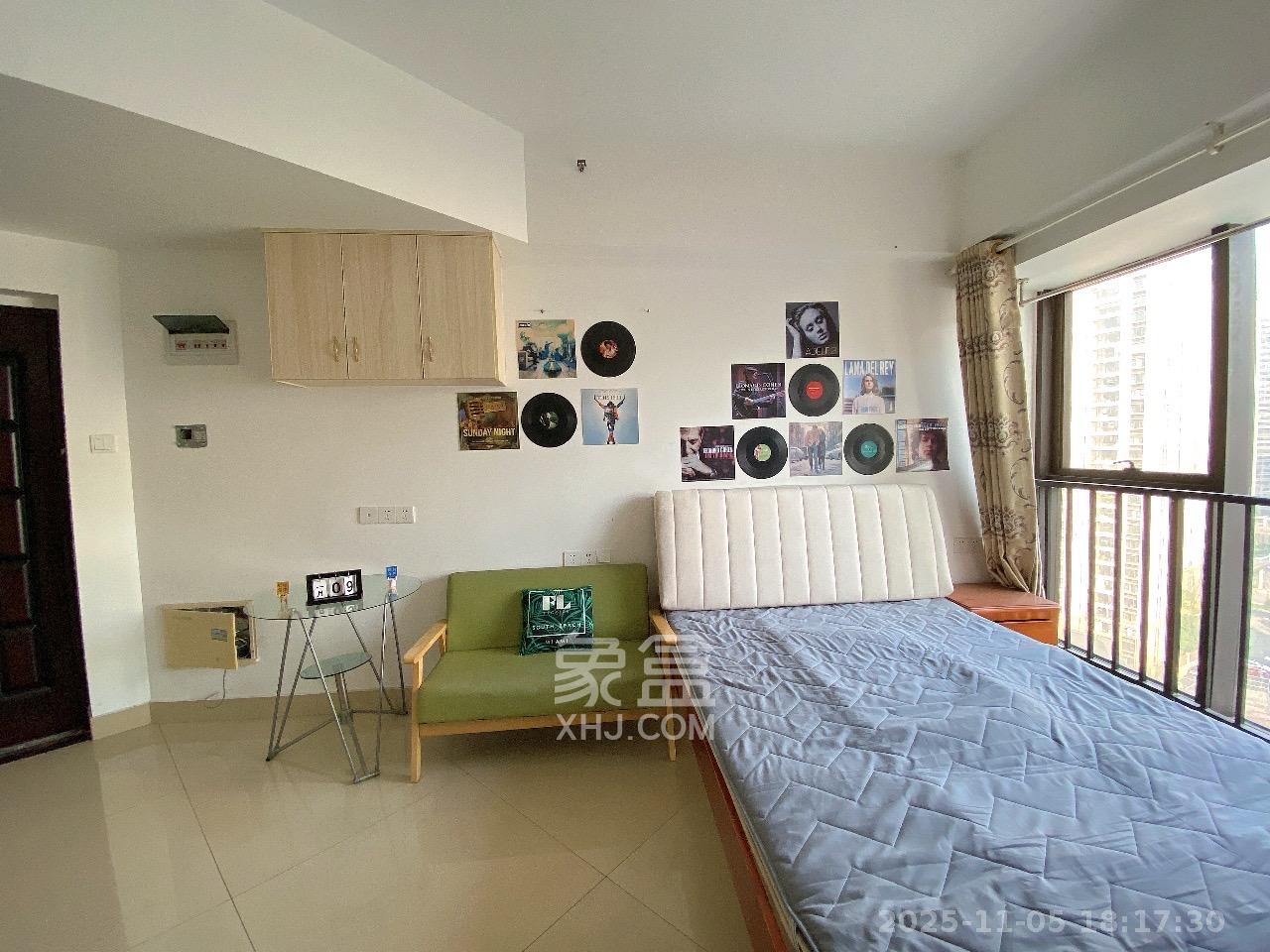 当代滨江MOMA  1室0厅1卫    1300.0元/月