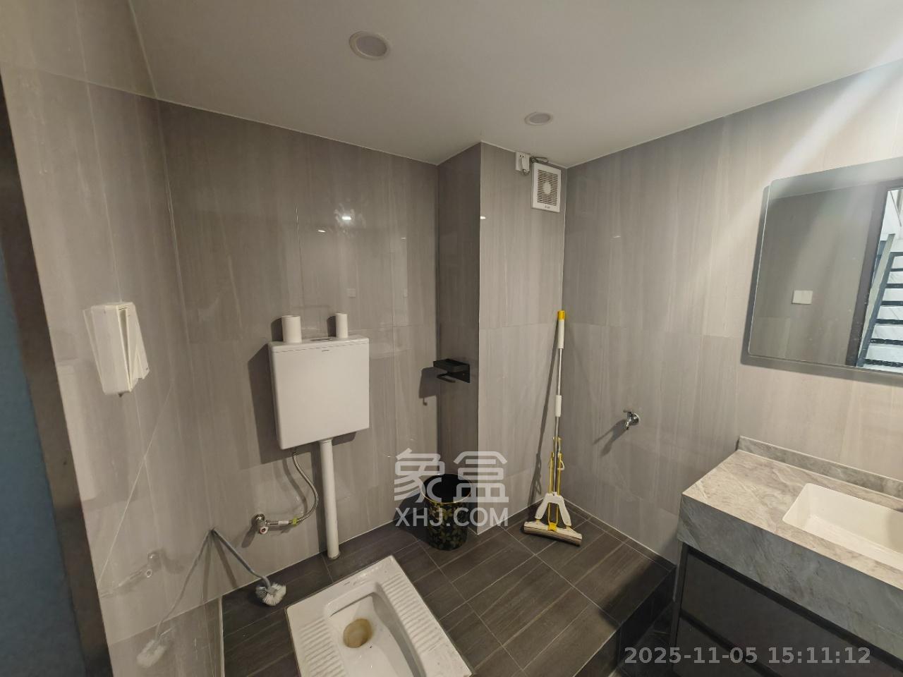 京武浪琴山三期(京武中心) 4室1厅1卫 12000.0元/月 京武浪琴山三期(京武中心) 4室1厅1卫 12000.0元/月室内图