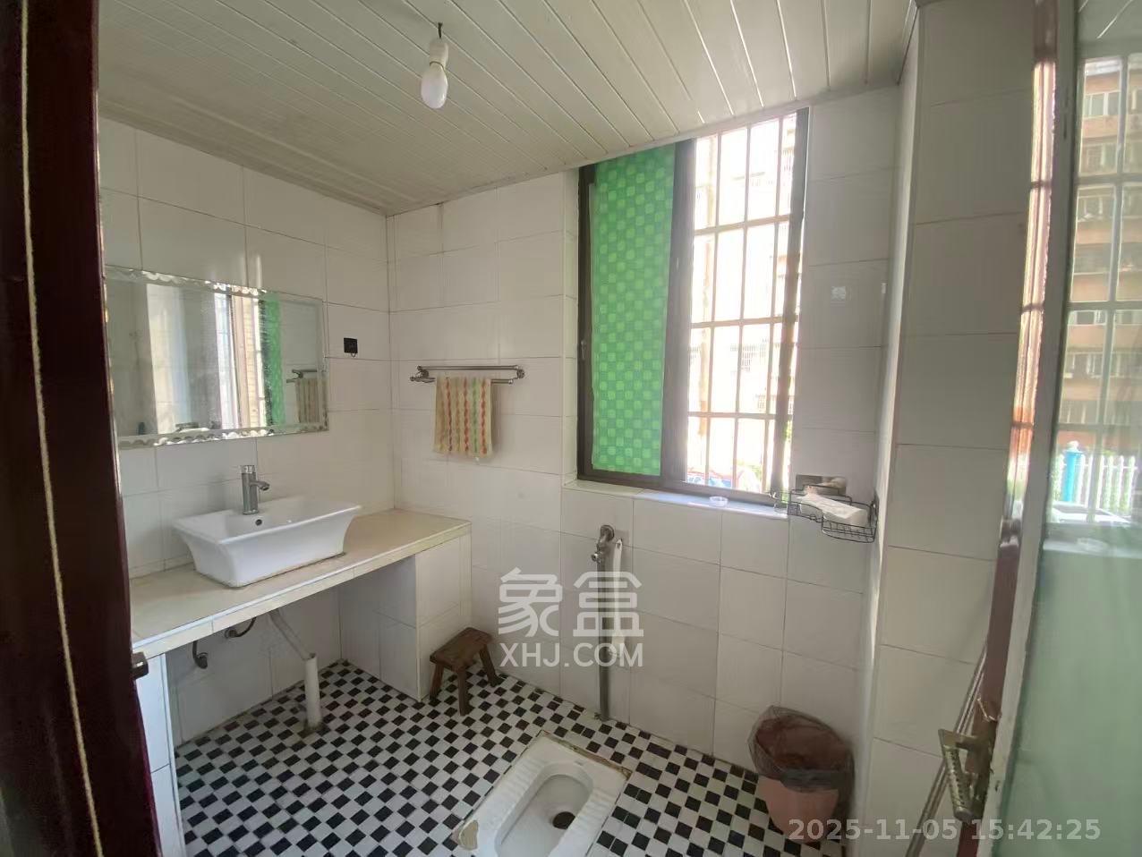 湘核佳苑  2室1厅1卫    1400.0元/月室内图