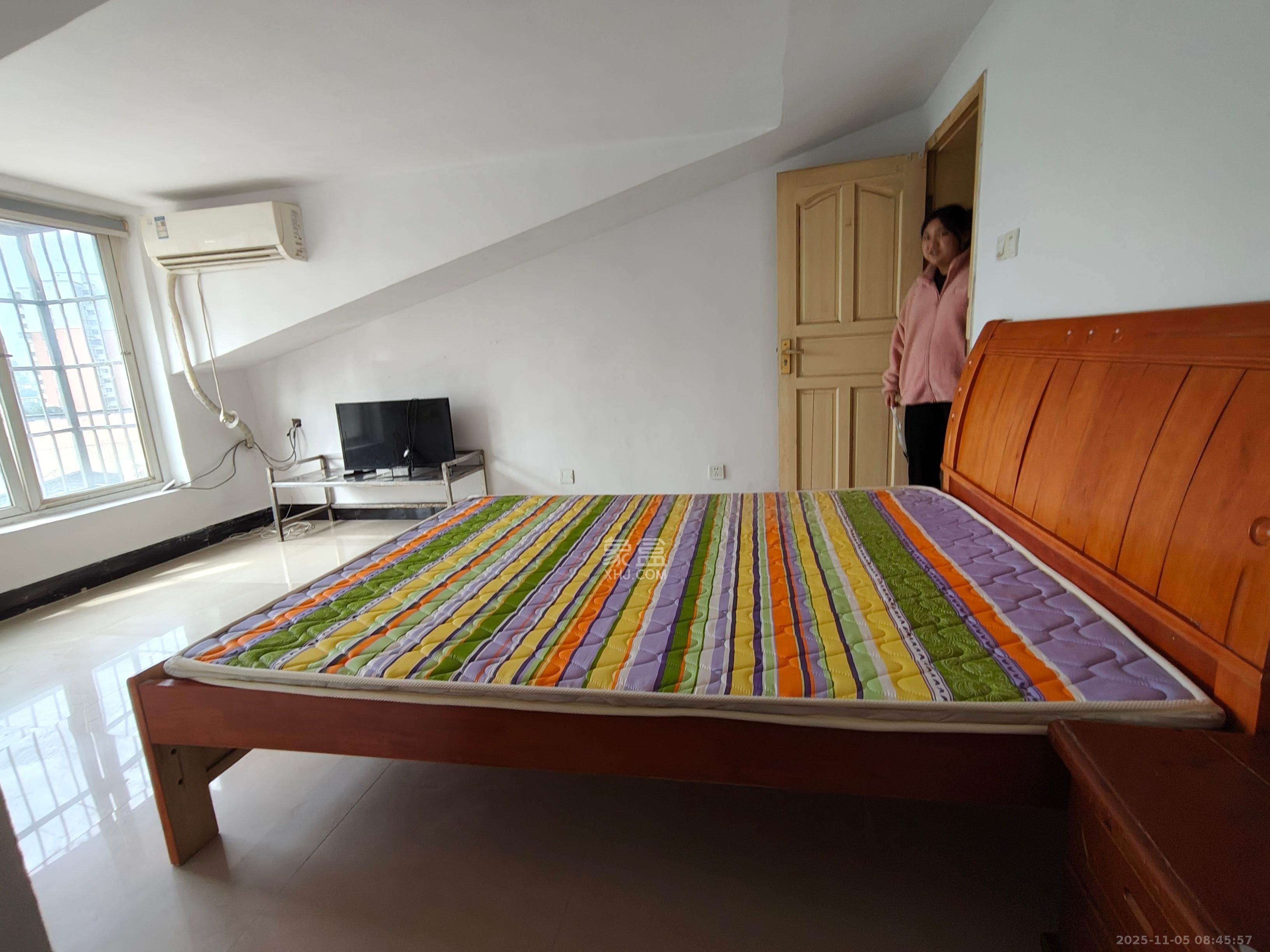 金信阳光在线  2室1厅1卫    900.0元/月室内图