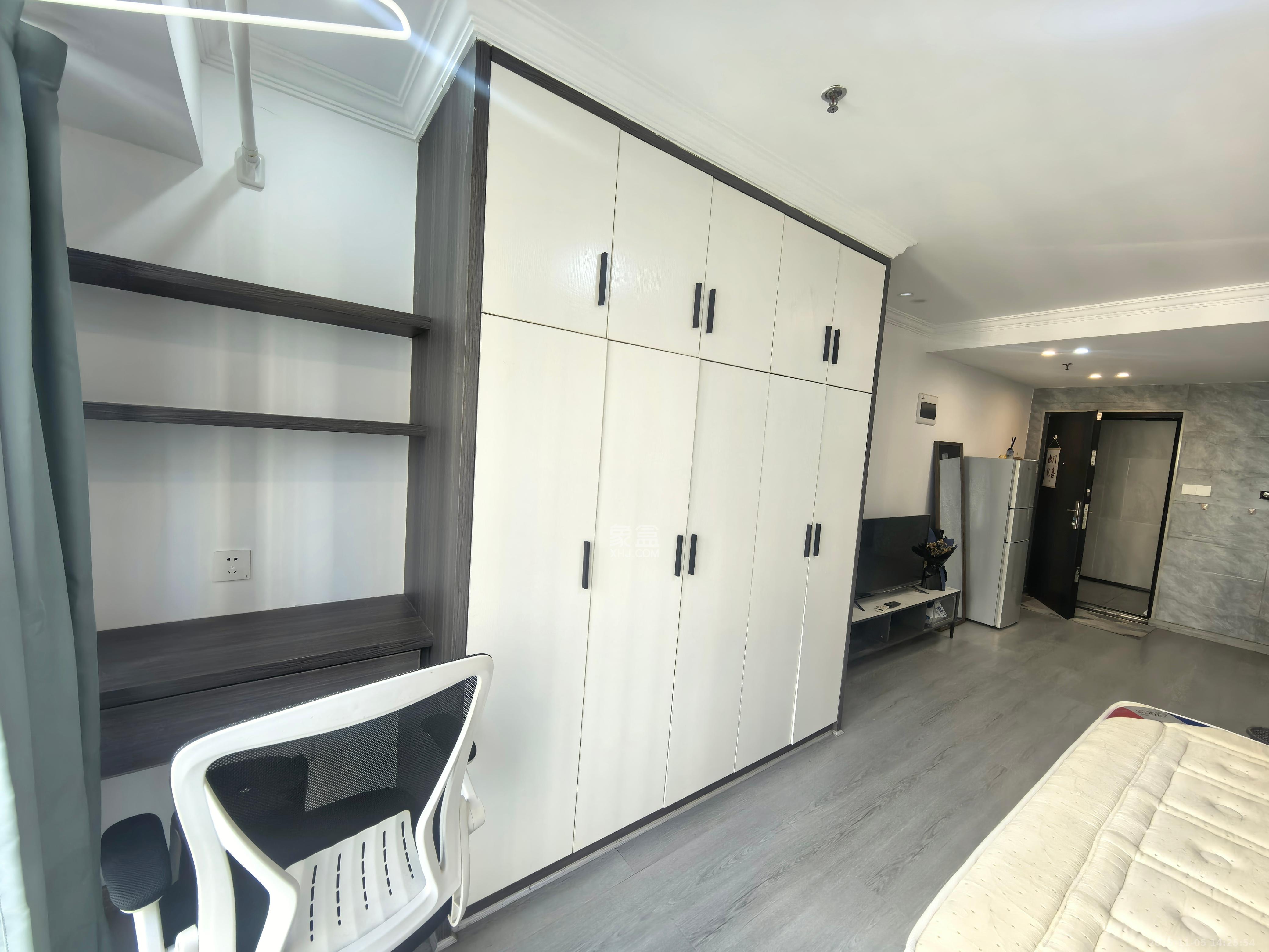 潇湘奥林匹克花园 1室1厅1卫 1600.0元/月 潇湘奥林匹克花园 1室1厅1卫 1600.0元/月室内图