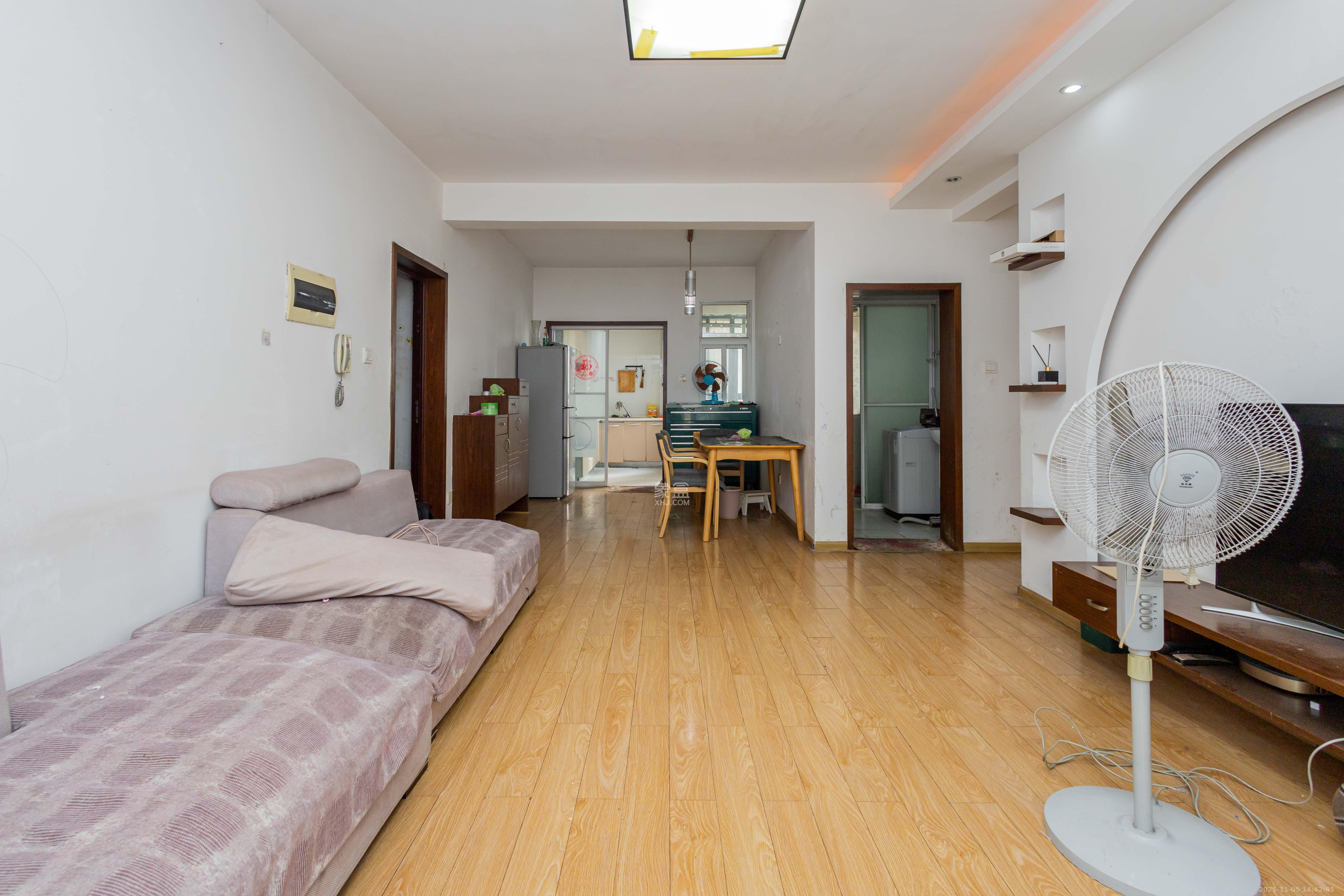 博雅湘水湾 2室2厅1卫 45.0万 博雅湘水湾 2室2厅1卫 45.0万客厅