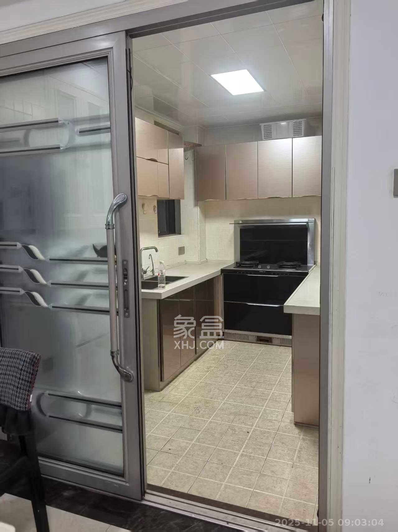 名家翡翠花园 2室2厅1卫 1900.0元/月 名家翡翠花园 2室2厅1卫 1900.0元/月室内图