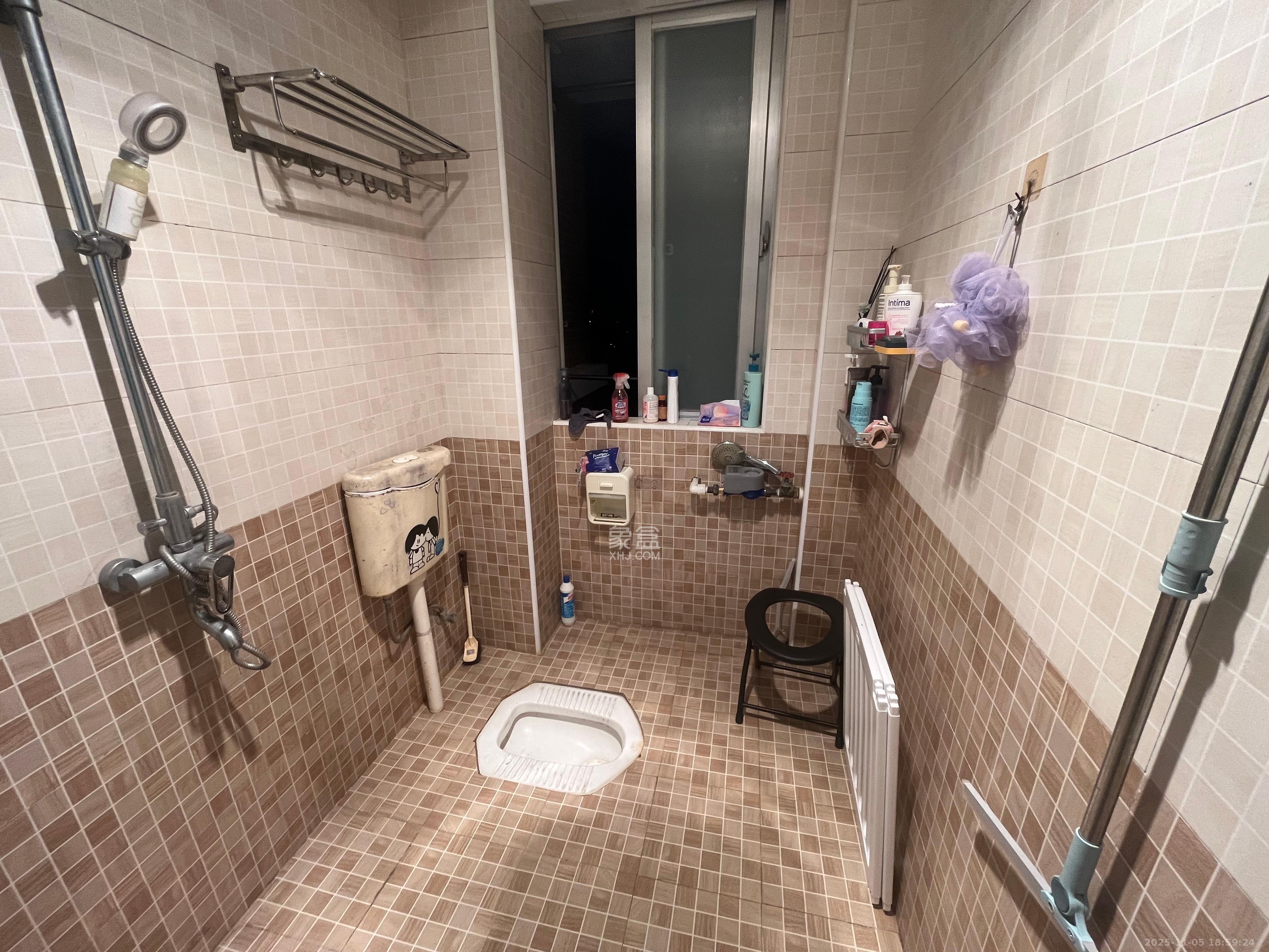 上河国际B座 1室1厅1卫 1600.0元/月 上河国际B座 1室1厅1卫 1600.0元/月室内图