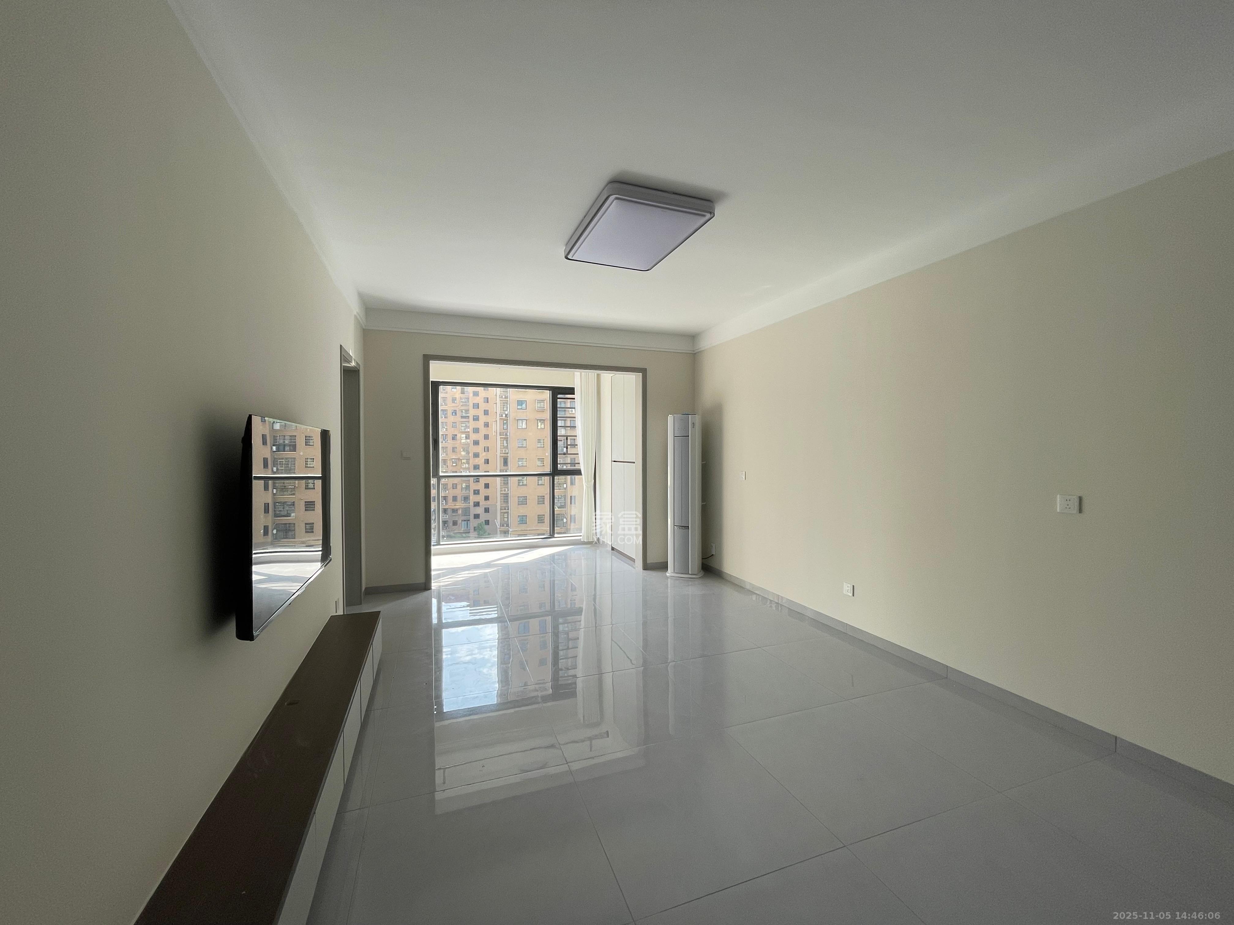 望远嘉苑  1室0厅0卫    2400.0元/月