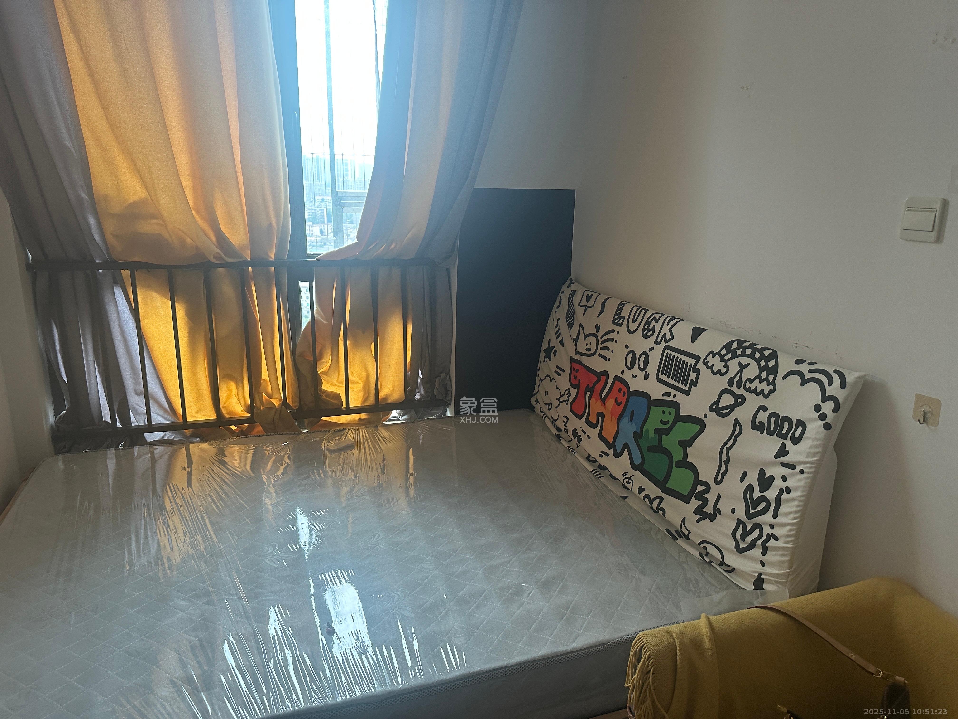 叠彩兰亭  1室1厅1卫    900.0元/月