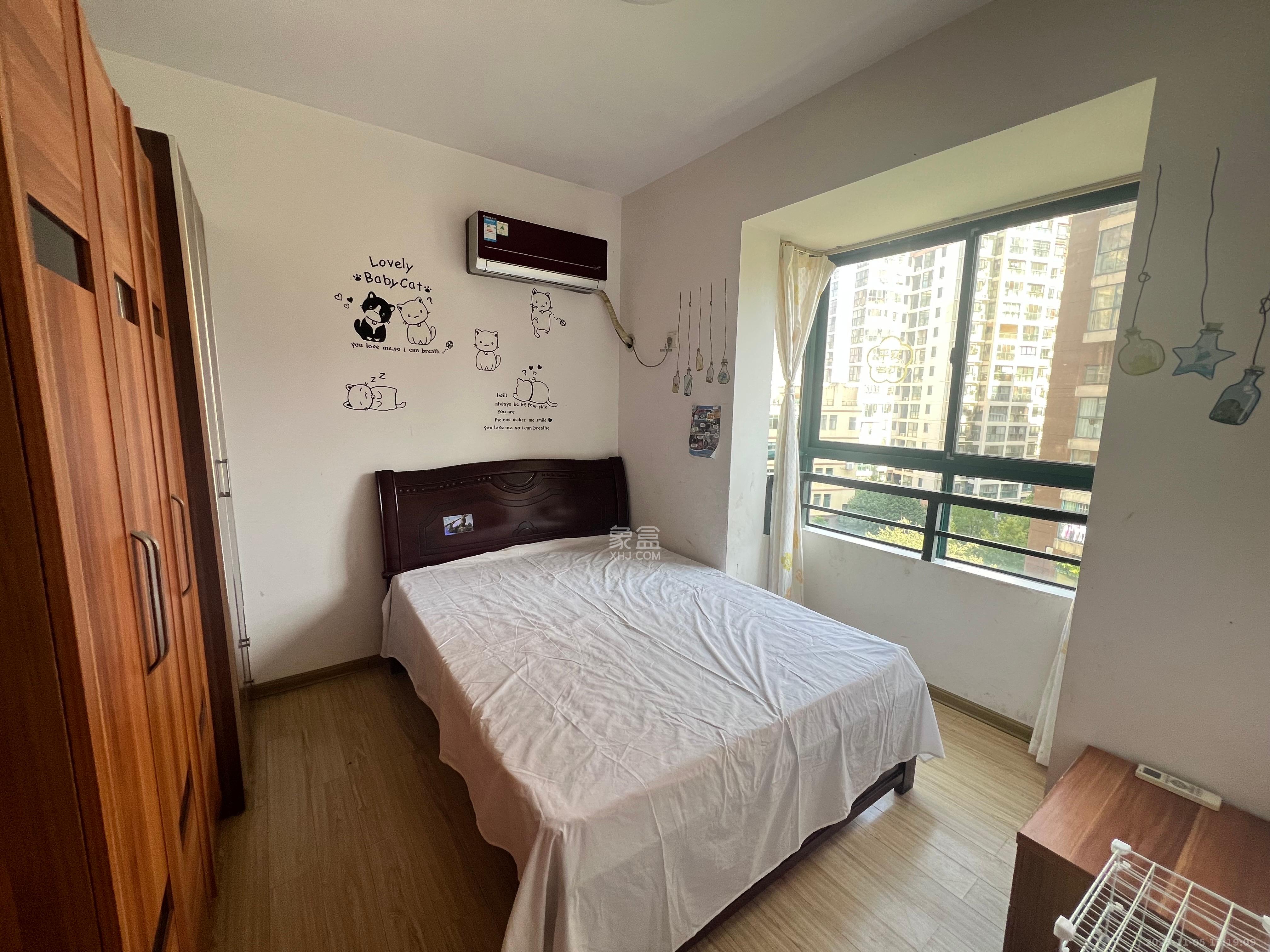 华盛世纪新城  1室2厅2卫    2500.0元/月室内图