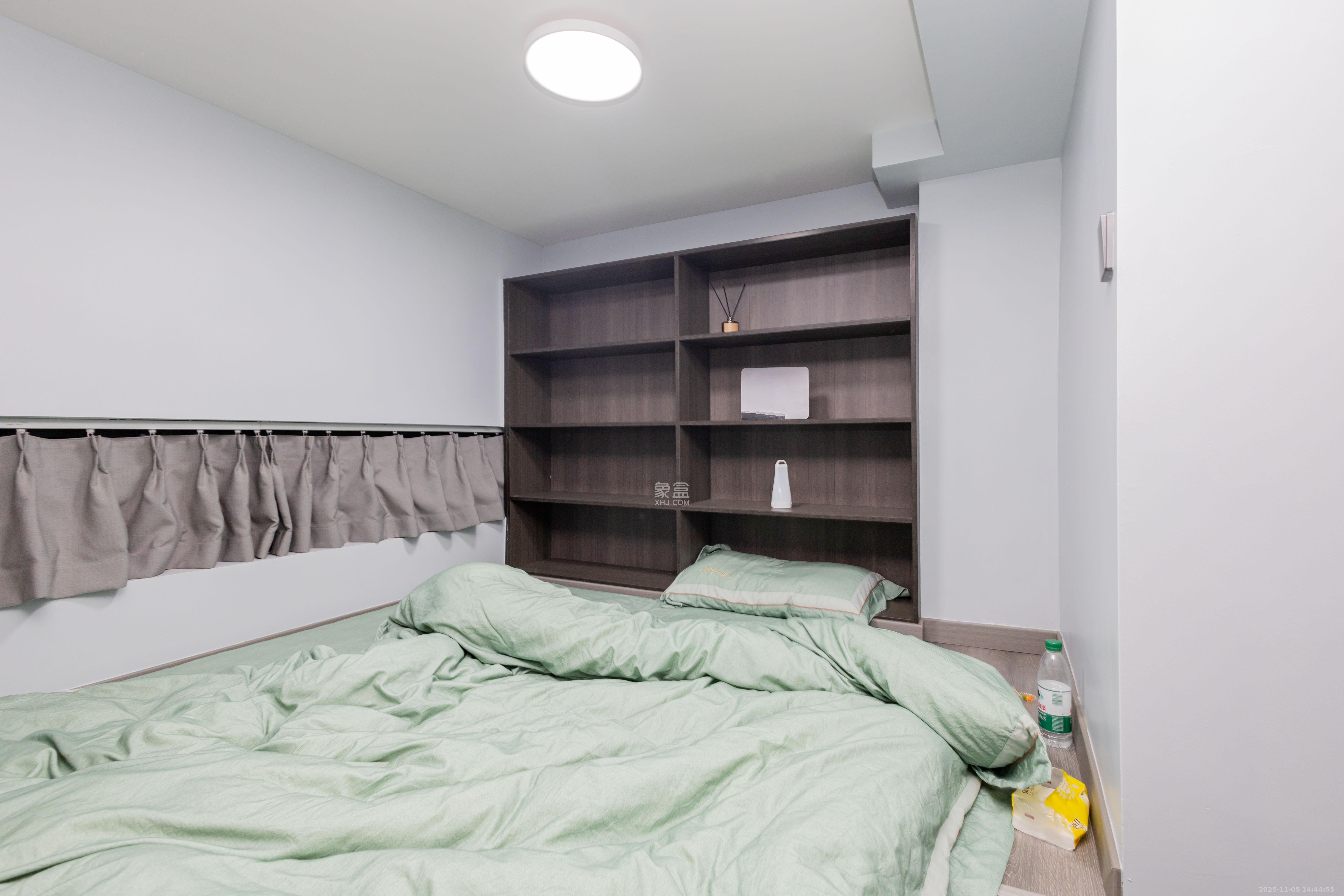 旺德府万象时代  1室0厅0卫    62.0万卧室