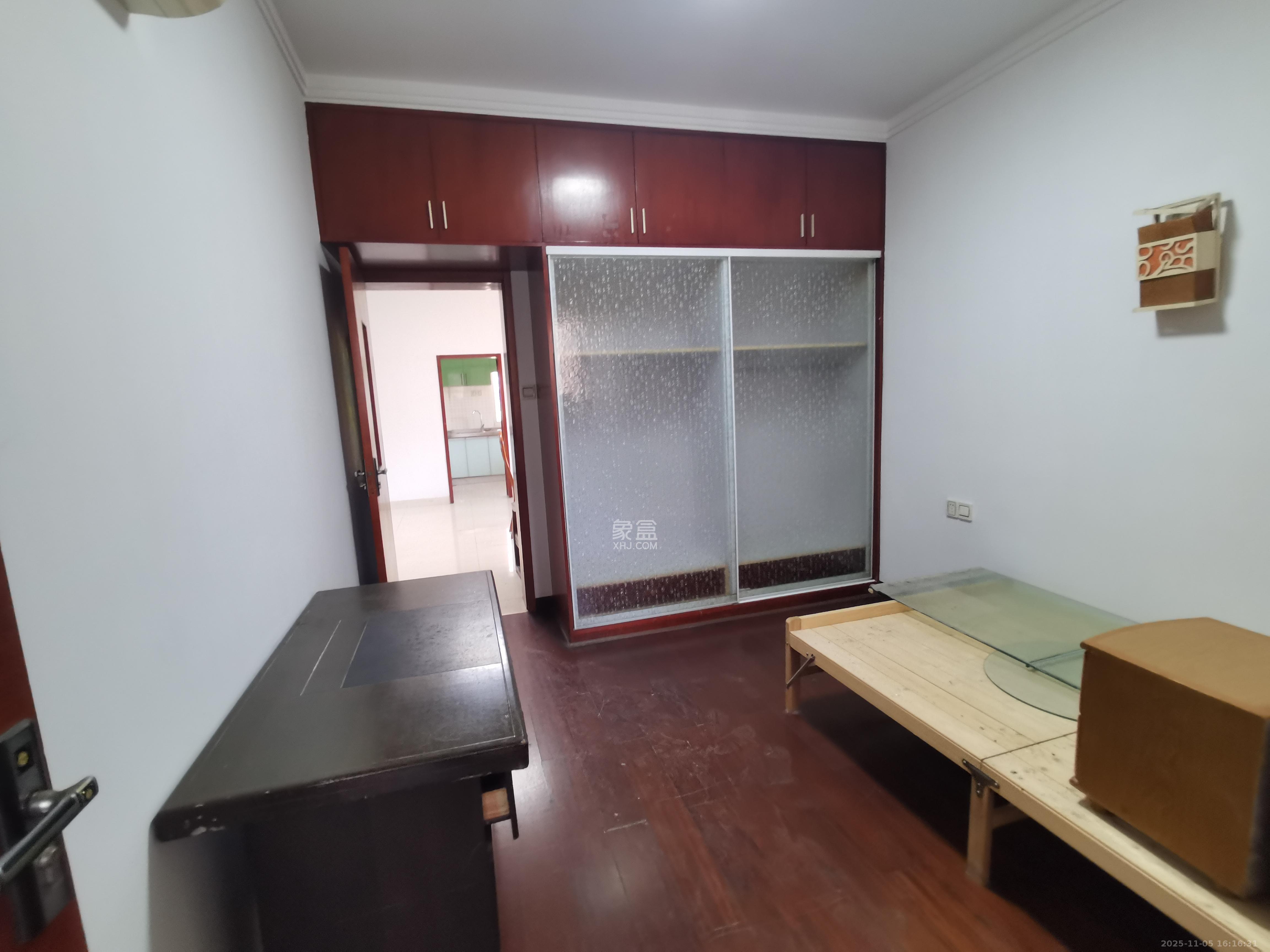 杨家山武警宿舍  2室1厅1卫    1700.0元/月室内图