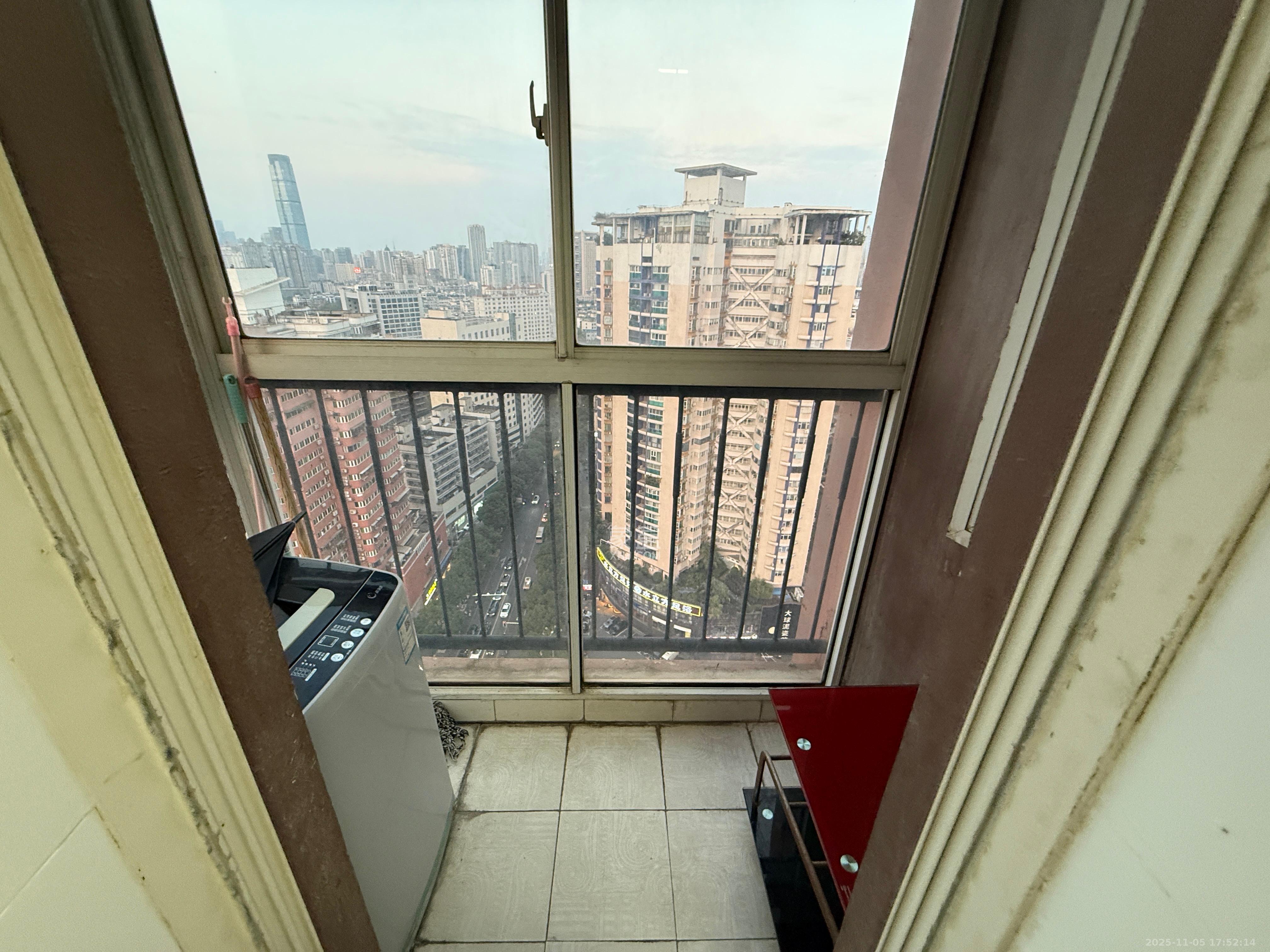 白沙晶城  1室0厅1卫    1500.0元/月室内图