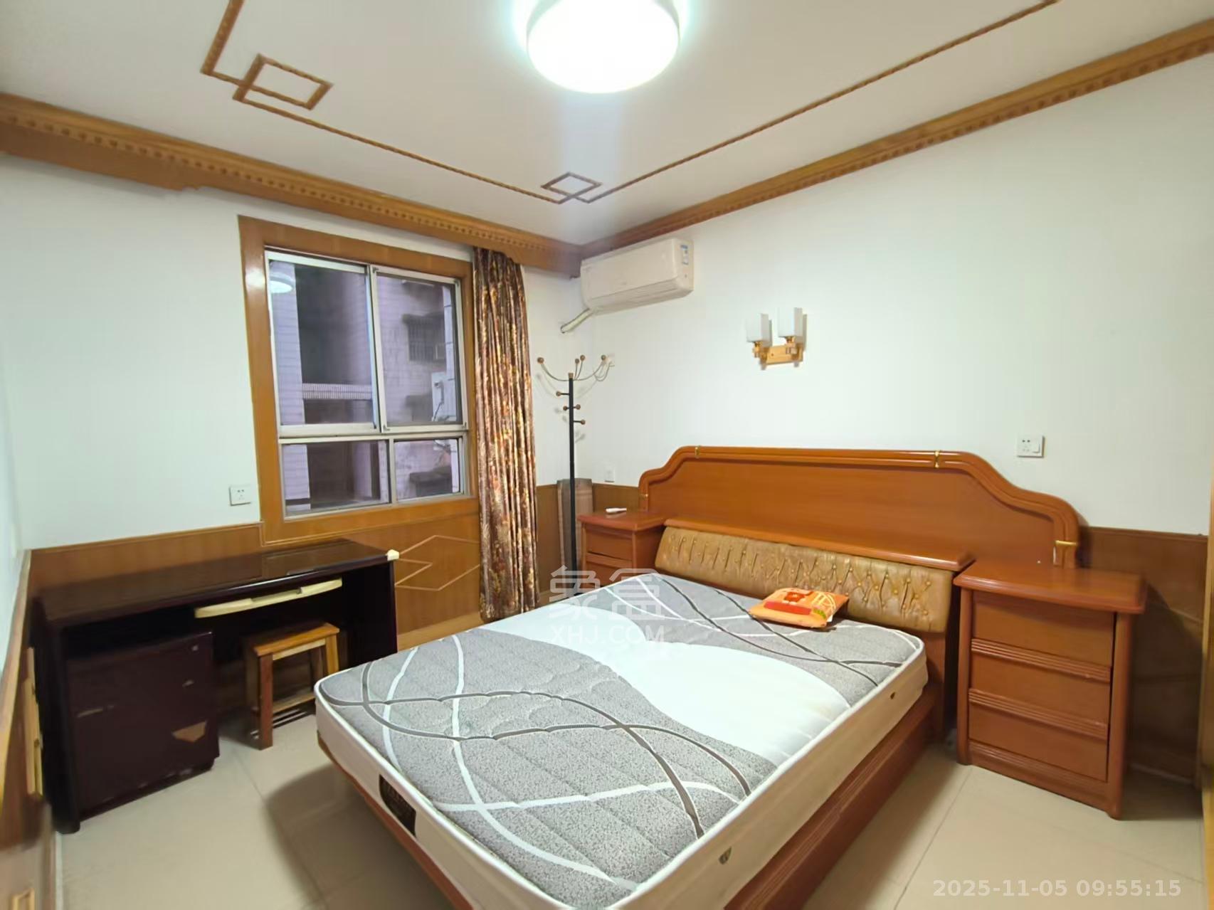 城市花园 2室1厅1卫 2100.0元/月 城市花园 2室1厅1卫 2100.0元/月室内图