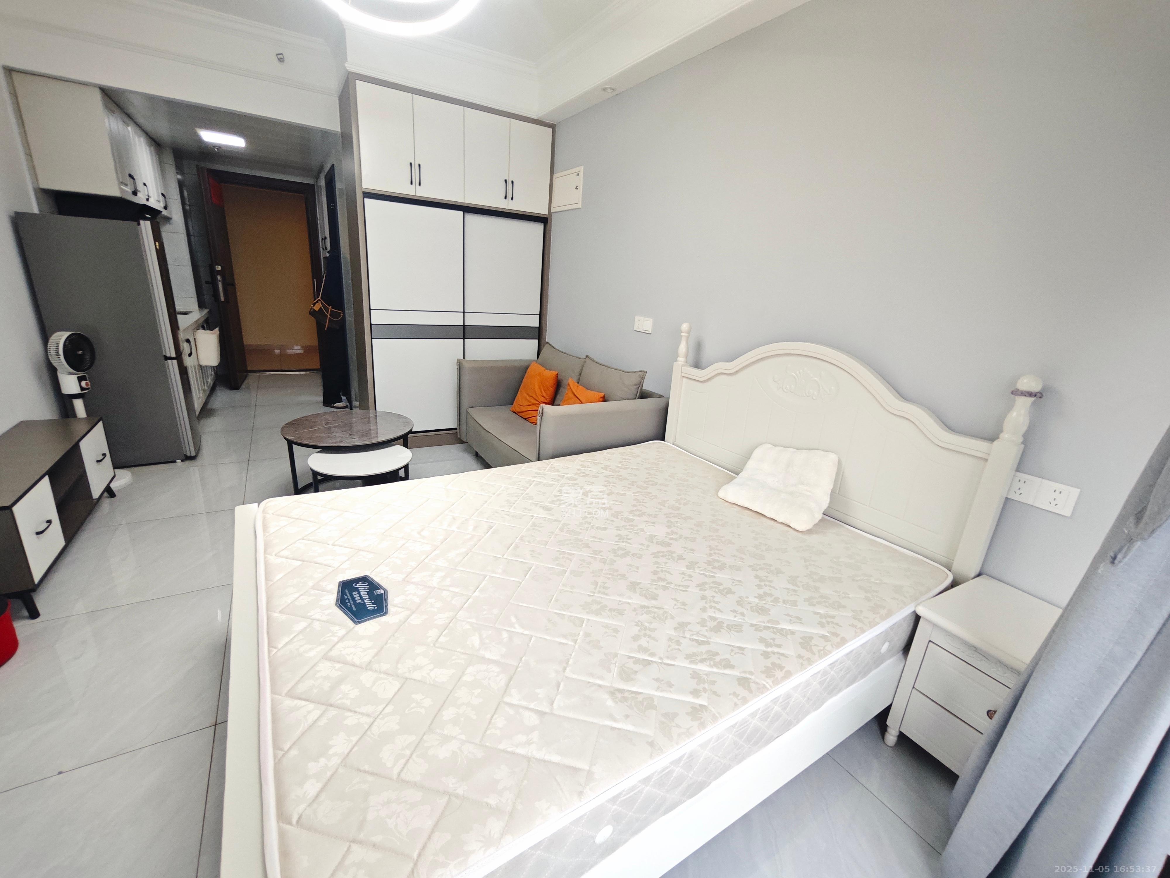 碧桂园城市之光 1室1厅1卫 1500.0元/月 碧桂园城市之光 1室1厅1卫 1500.0元/月室内图