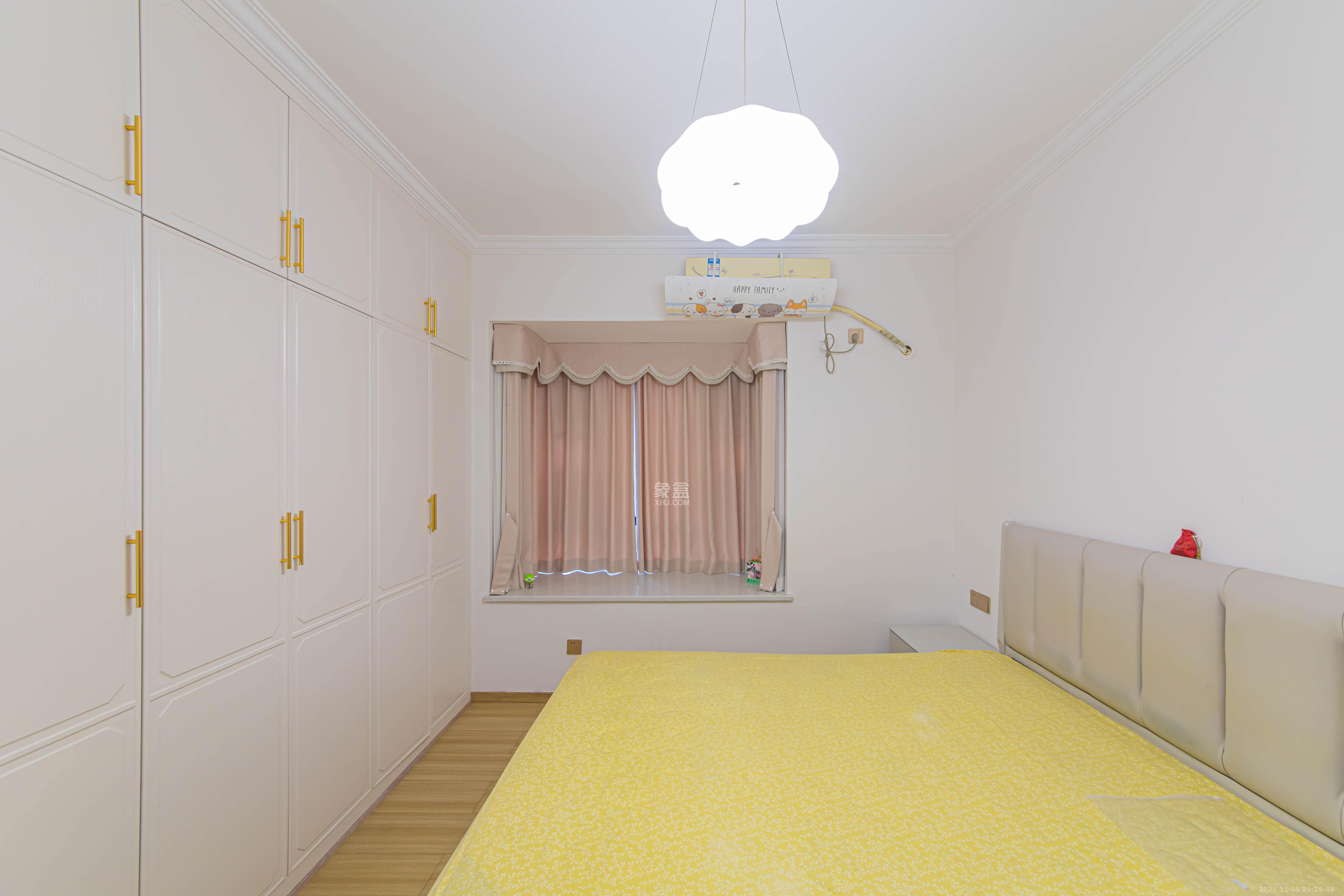 保利花园 1室2厅1卫 90.0万 保利花园 1室2厅1卫 90.0万卧室