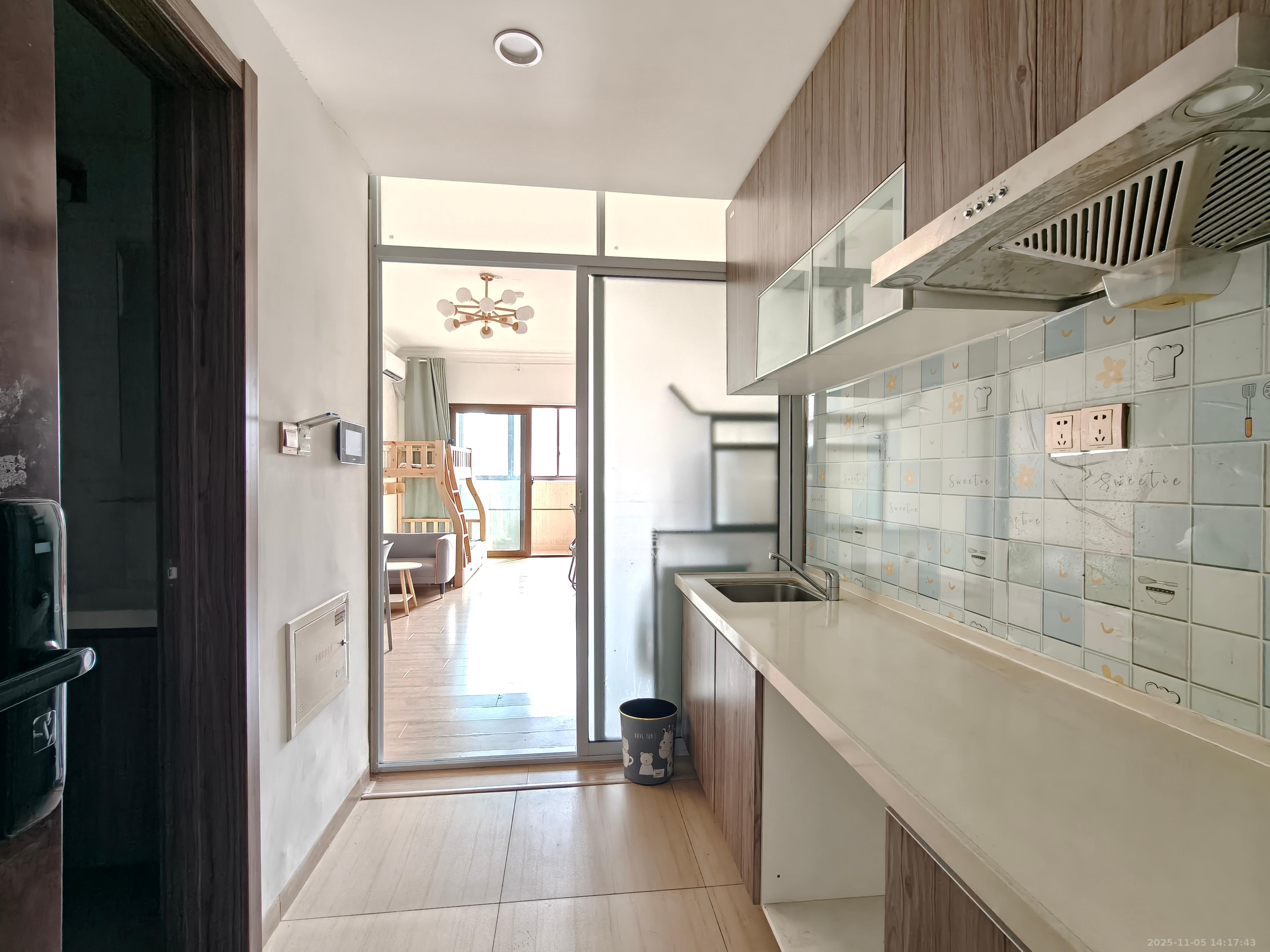 碧桂园星城首府  1室1厅1卫    1200.0元/月室内图