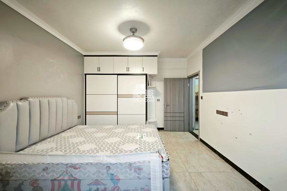 海口广播电视台宿舍(迎宾大道6号) 3室2厅1卫 2500.0元/月 海口广播电视台宿舍(迎宾大道6号) 3室2厅1卫 2500.0元/月室内图