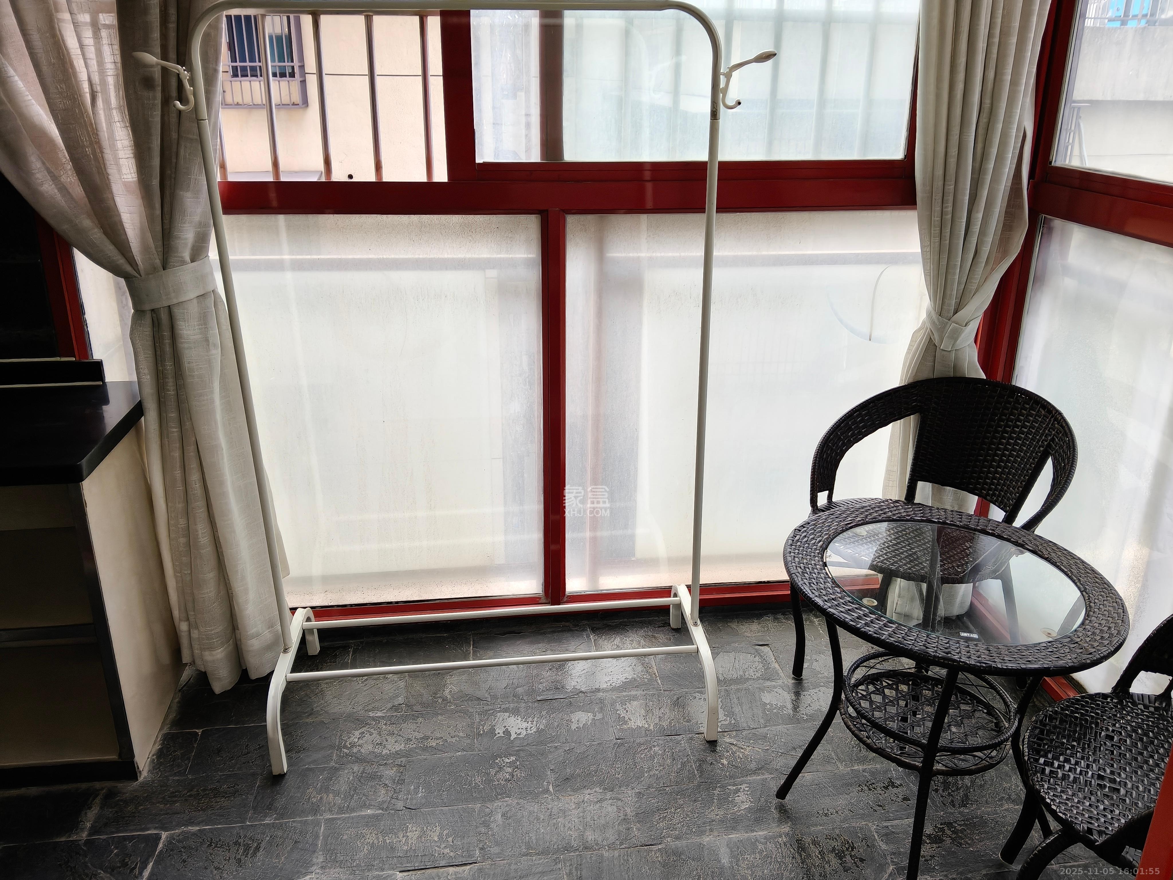 青和上座（上味舫大厦）  1室1厅1卫    2000.0元/月室内图