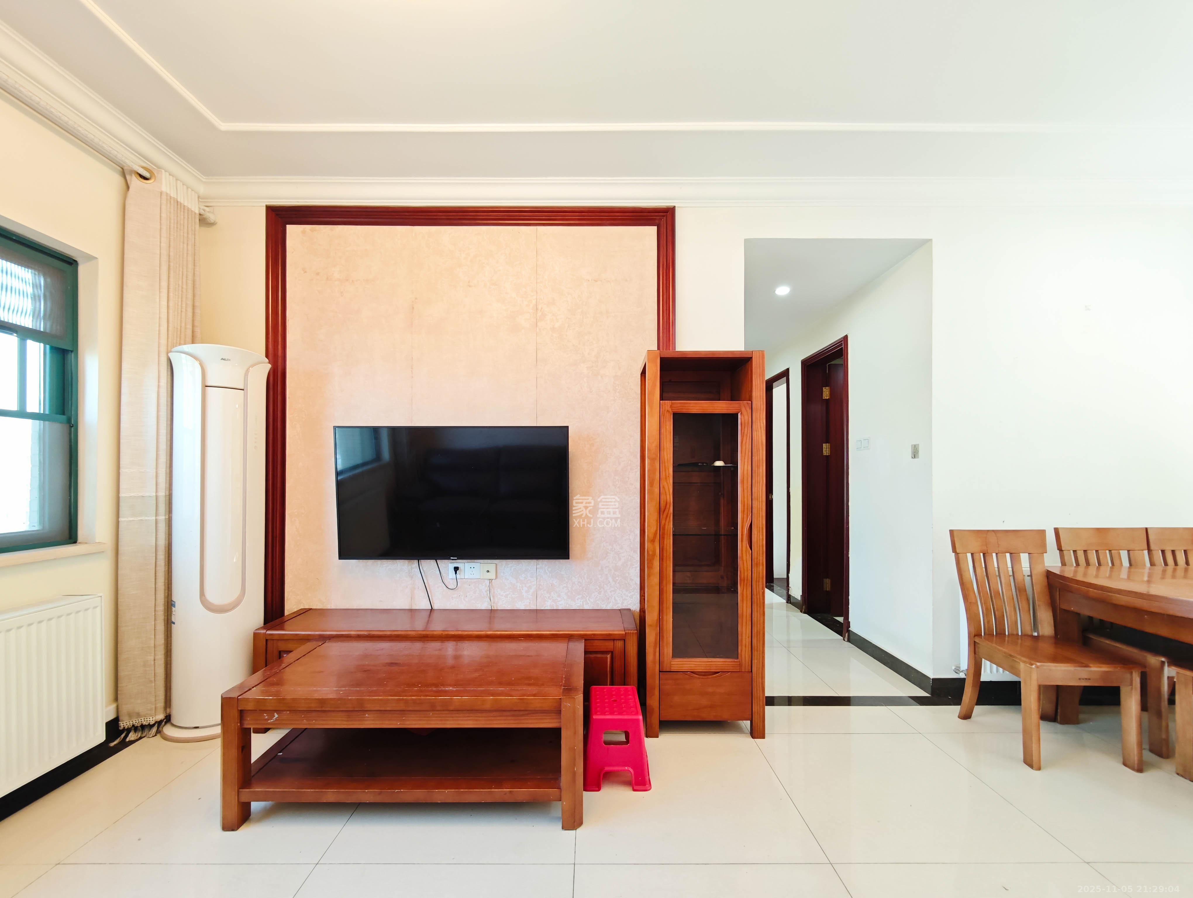 恒大城  3室2厅2卫    65.0万