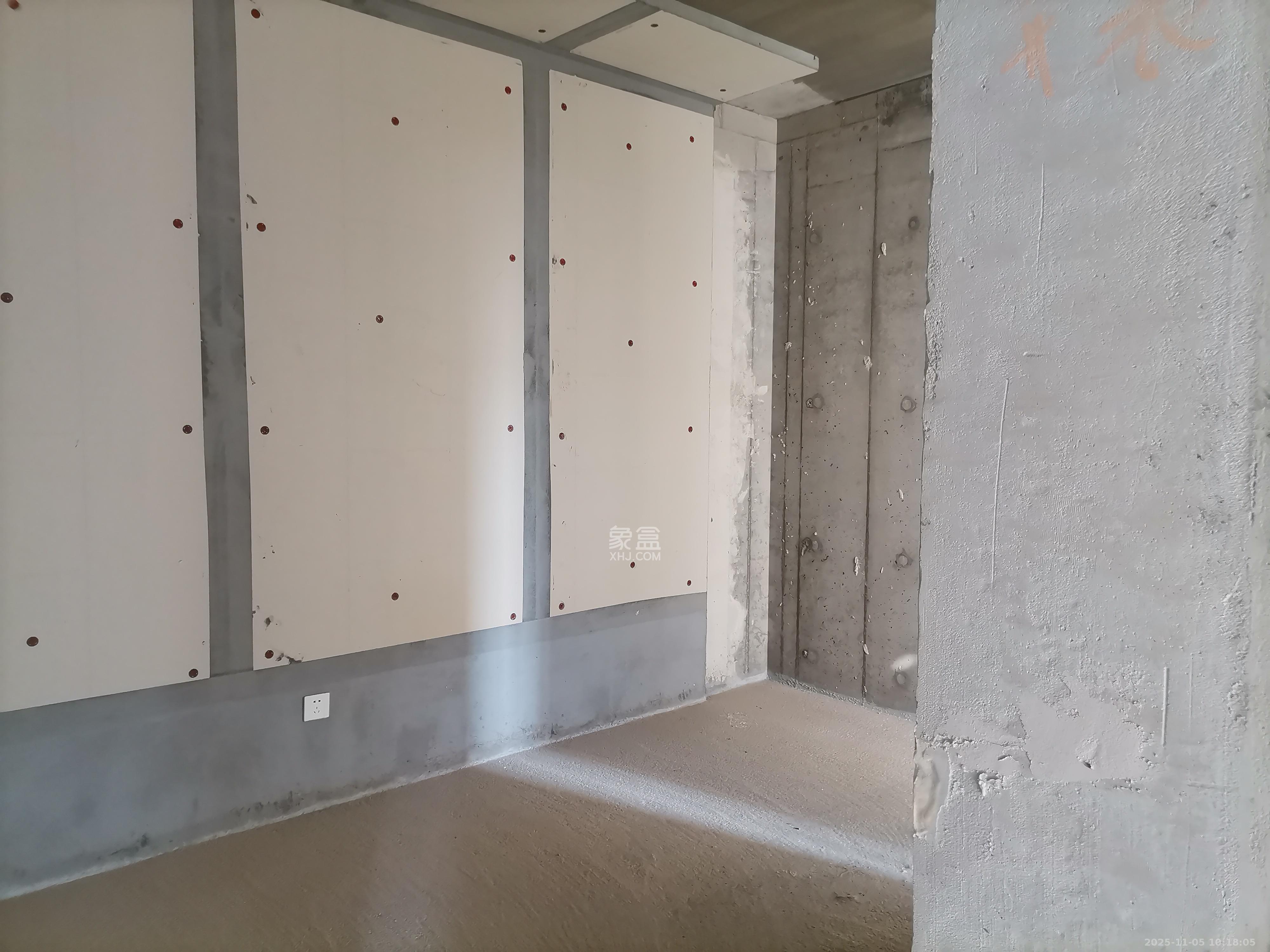 秀峰一品 1室0厅0卫 1500.0元/月 秀峰一品 1室0厅0卫 1500.0元/月室内图