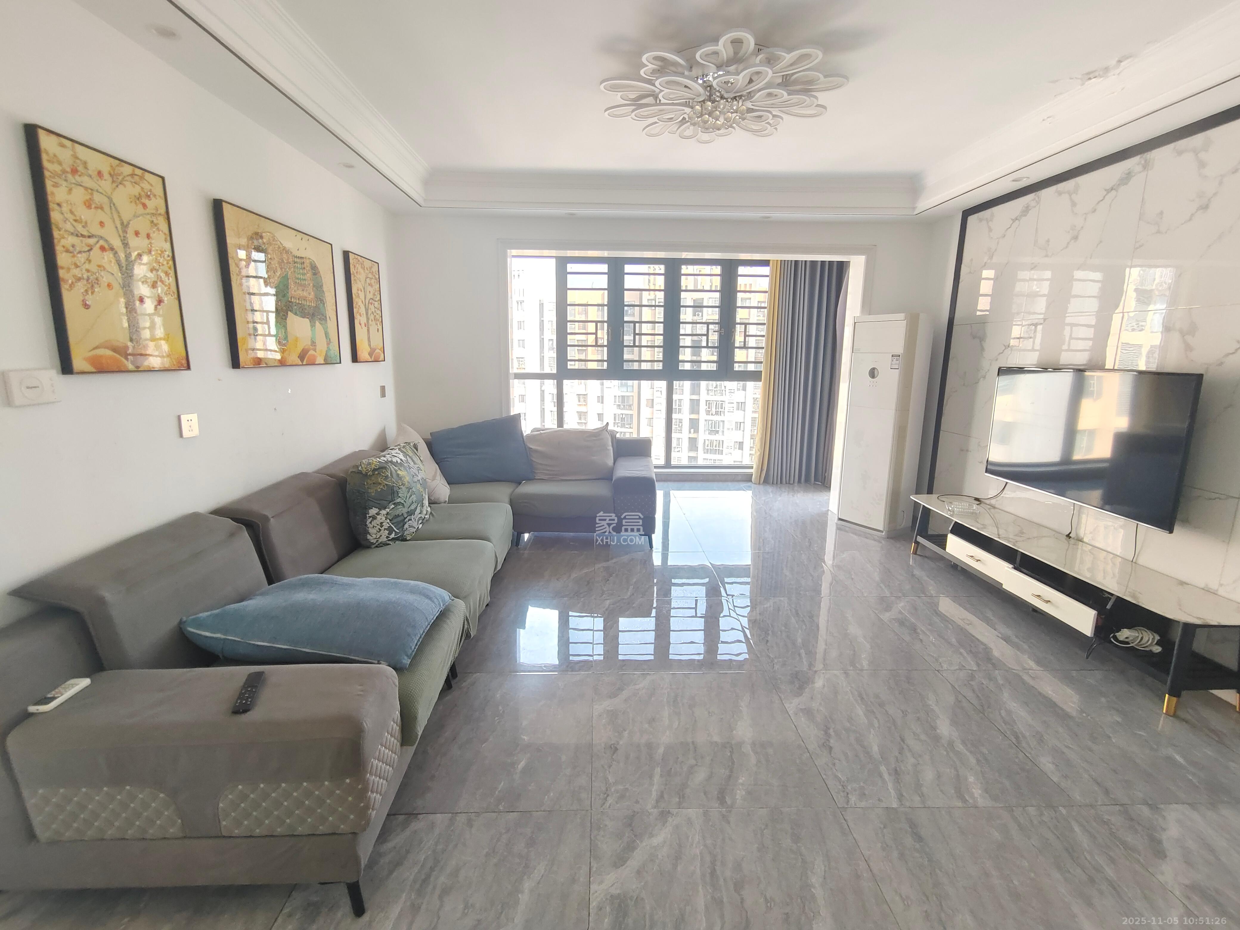 朝正美苑  4室1厅2卫    3500.0元/月