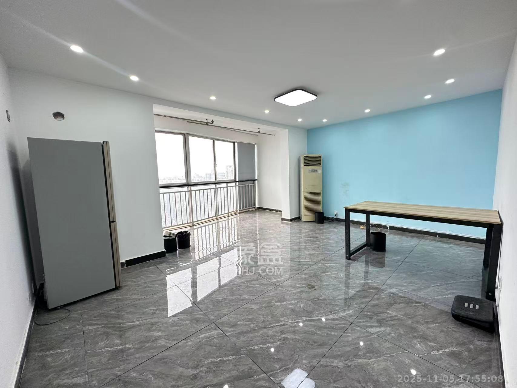 高桥现代商贸城 4室2厅2卫 4500.0元/月 高桥现代商贸城 4室2厅2卫 4500.0元/月室内图