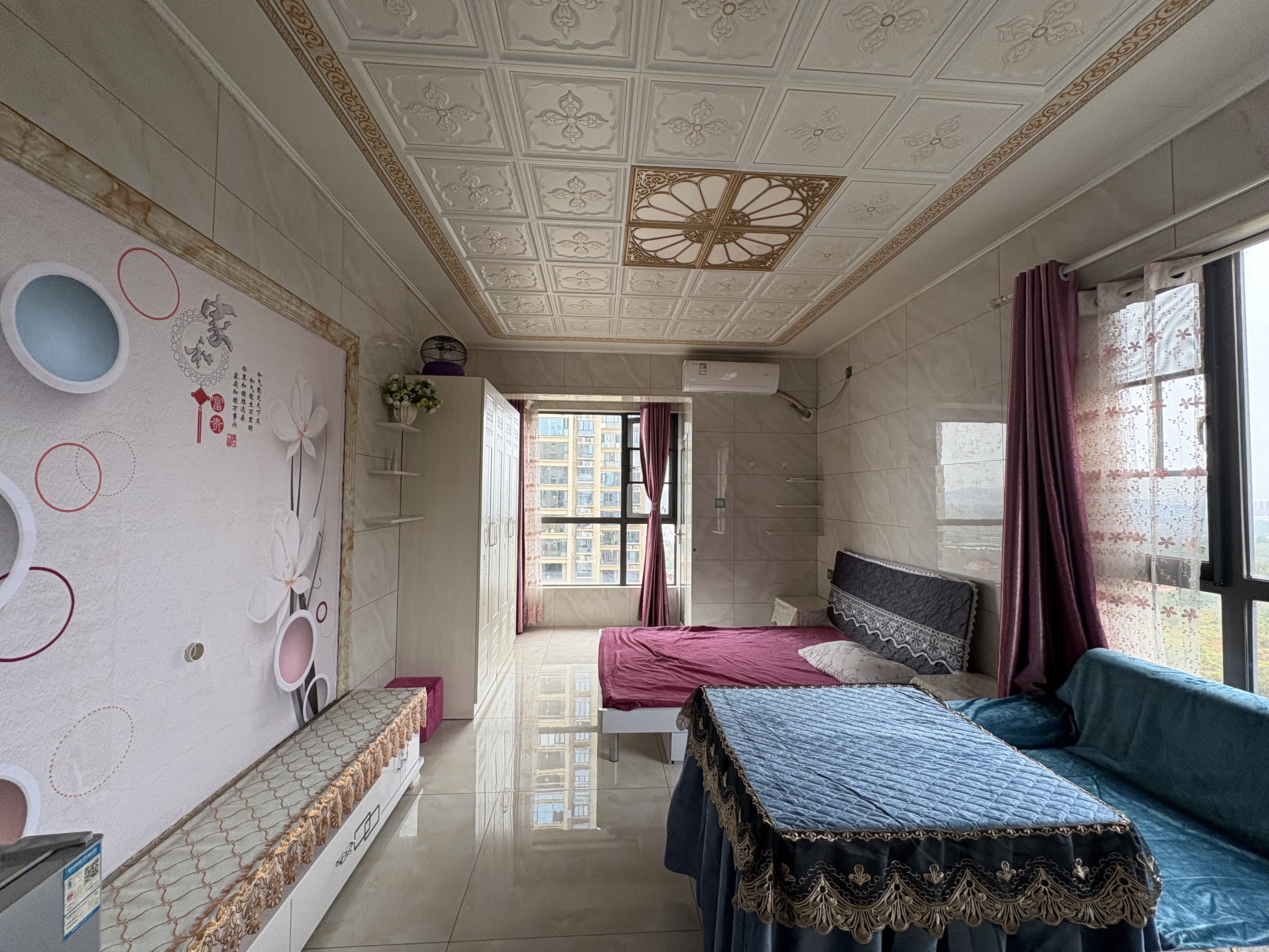 鸿浩达吉星广场(秀石街)  1室1厅1卫    800.0元/月