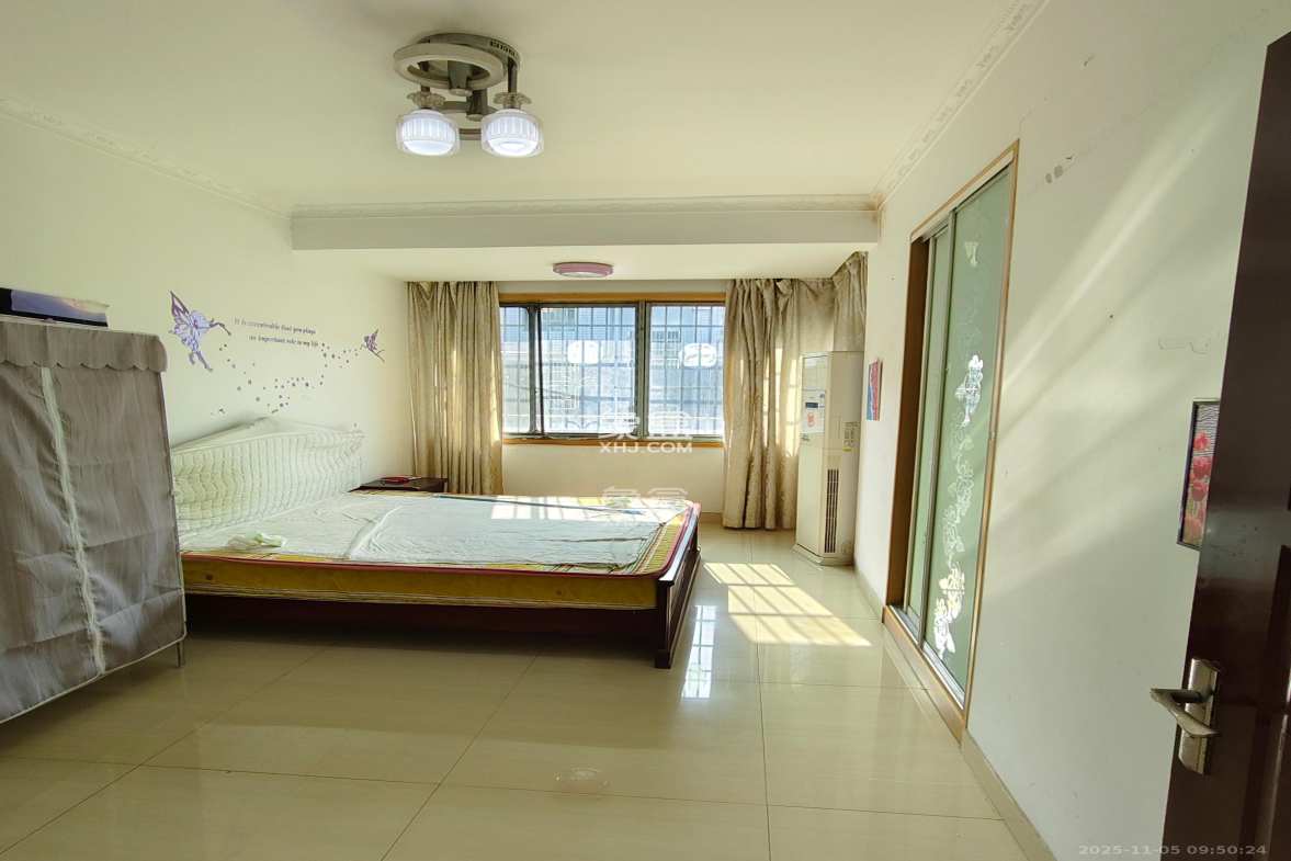 兴联母山小区 3室2厅2卫 1500.0元/月 兴联母山小区 3室2厅2卫 1500.0元/月室内图