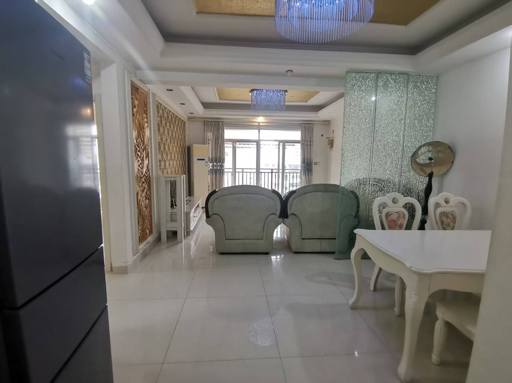 帝和华庭 2室2厅1卫 2600.0元/月 帝和华庭 2室2厅1卫 2600.0元/月室内图