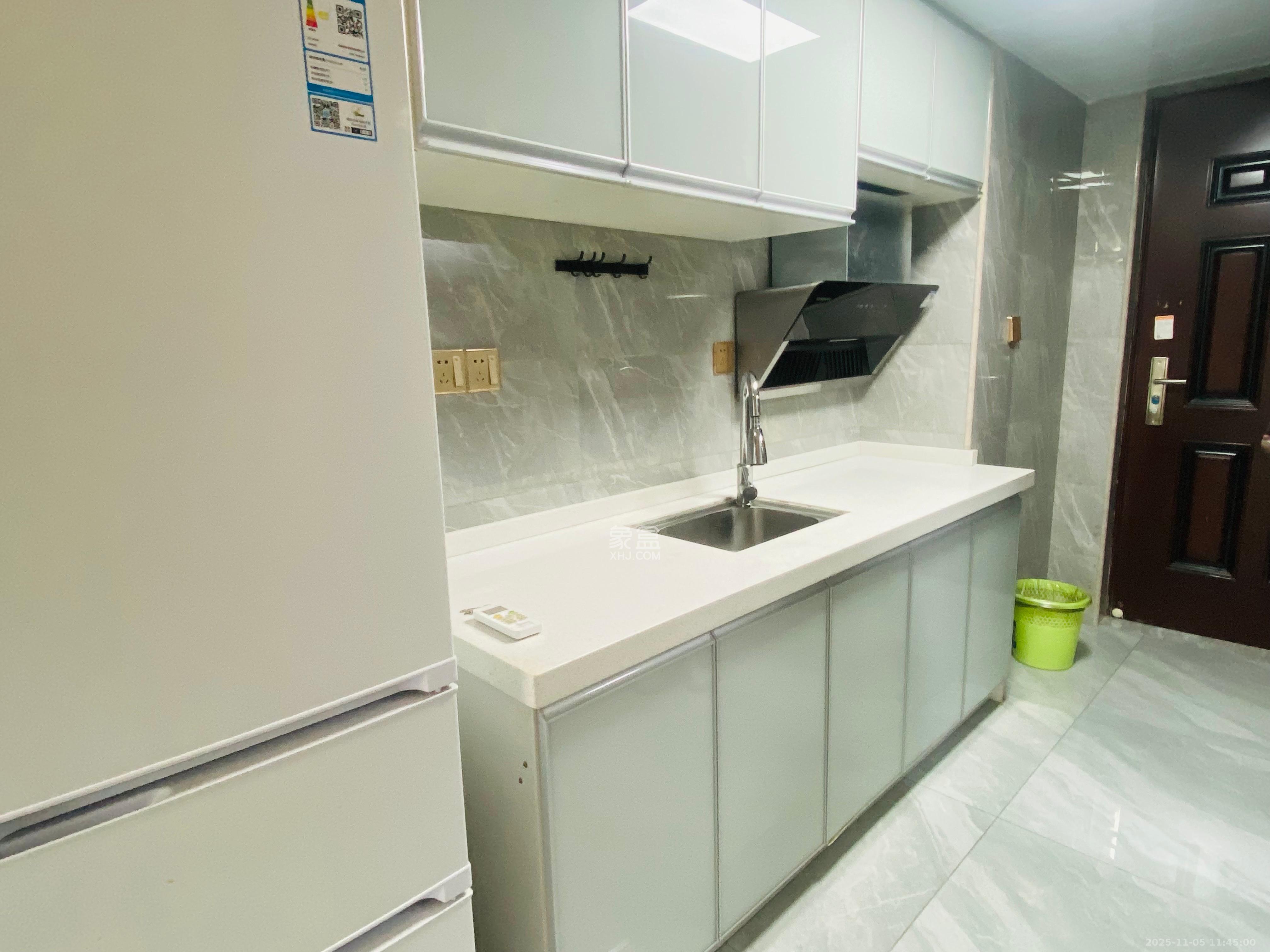 华润翡翠府  2室1厅1卫    1500.0元/月室内图