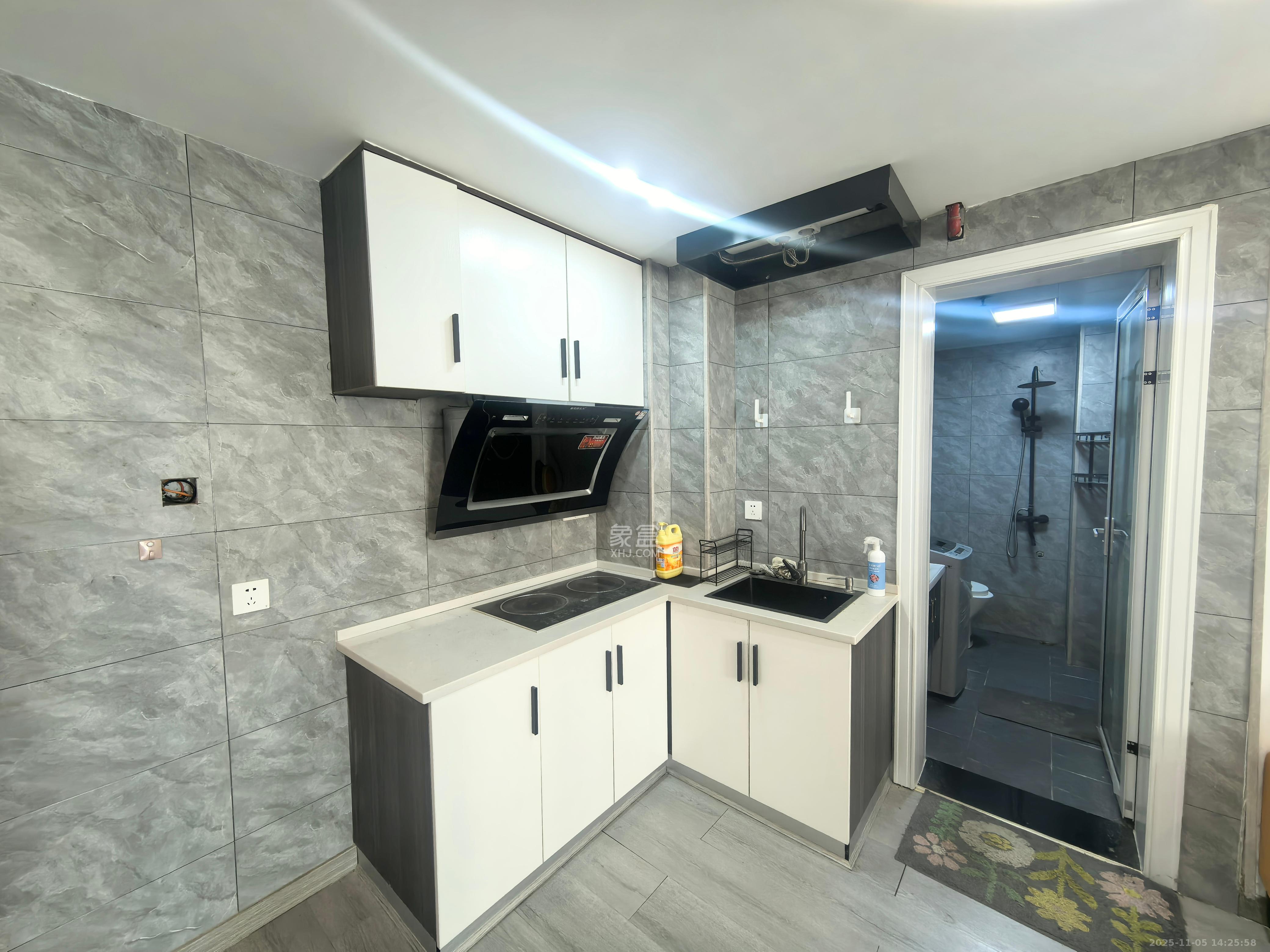 潇湘奥林匹克花园  1室1厅1卫    1600.0元/月室内图