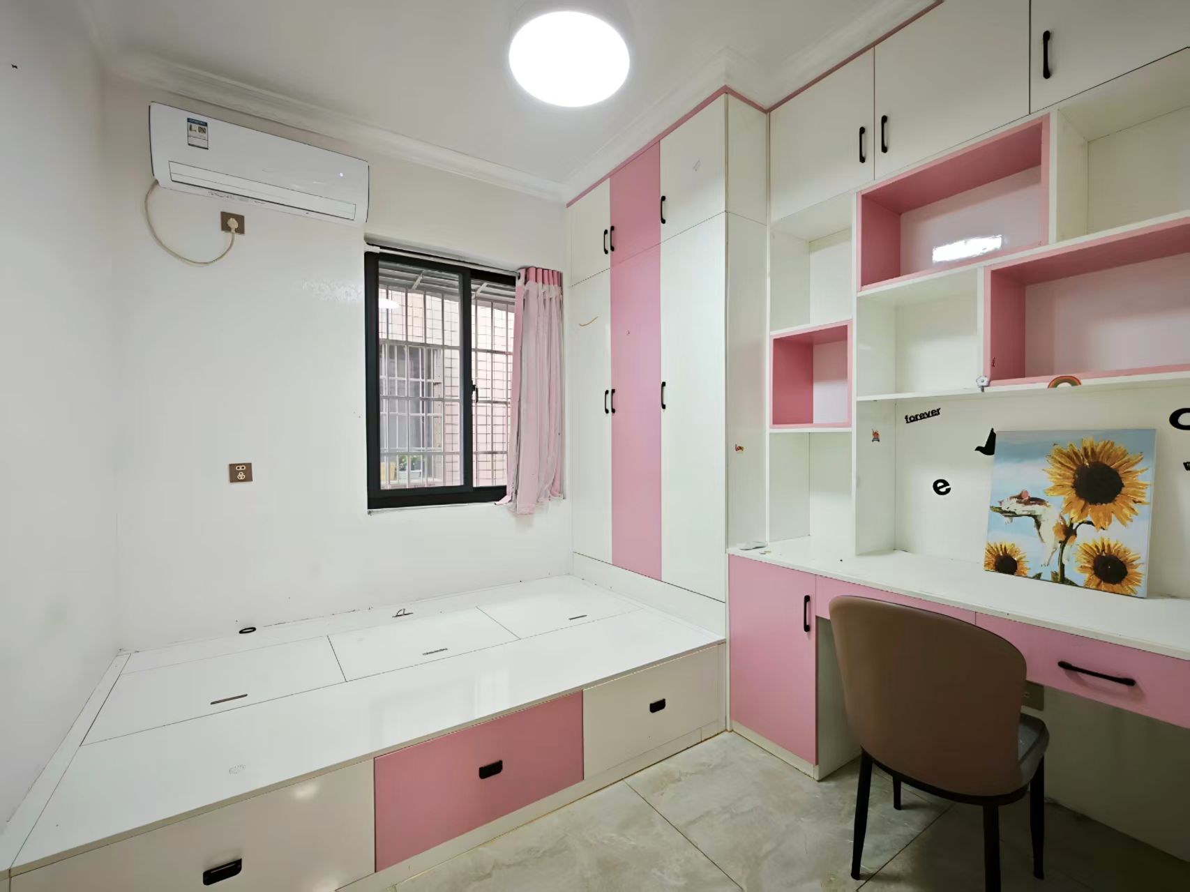 海口广播电视台宿舍(迎宾大道6号) 3室2厅1卫 2500.0元/月 海口广播电视台宿舍(迎宾大道6号) 3室2厅1卫 2500.0元/月室内图