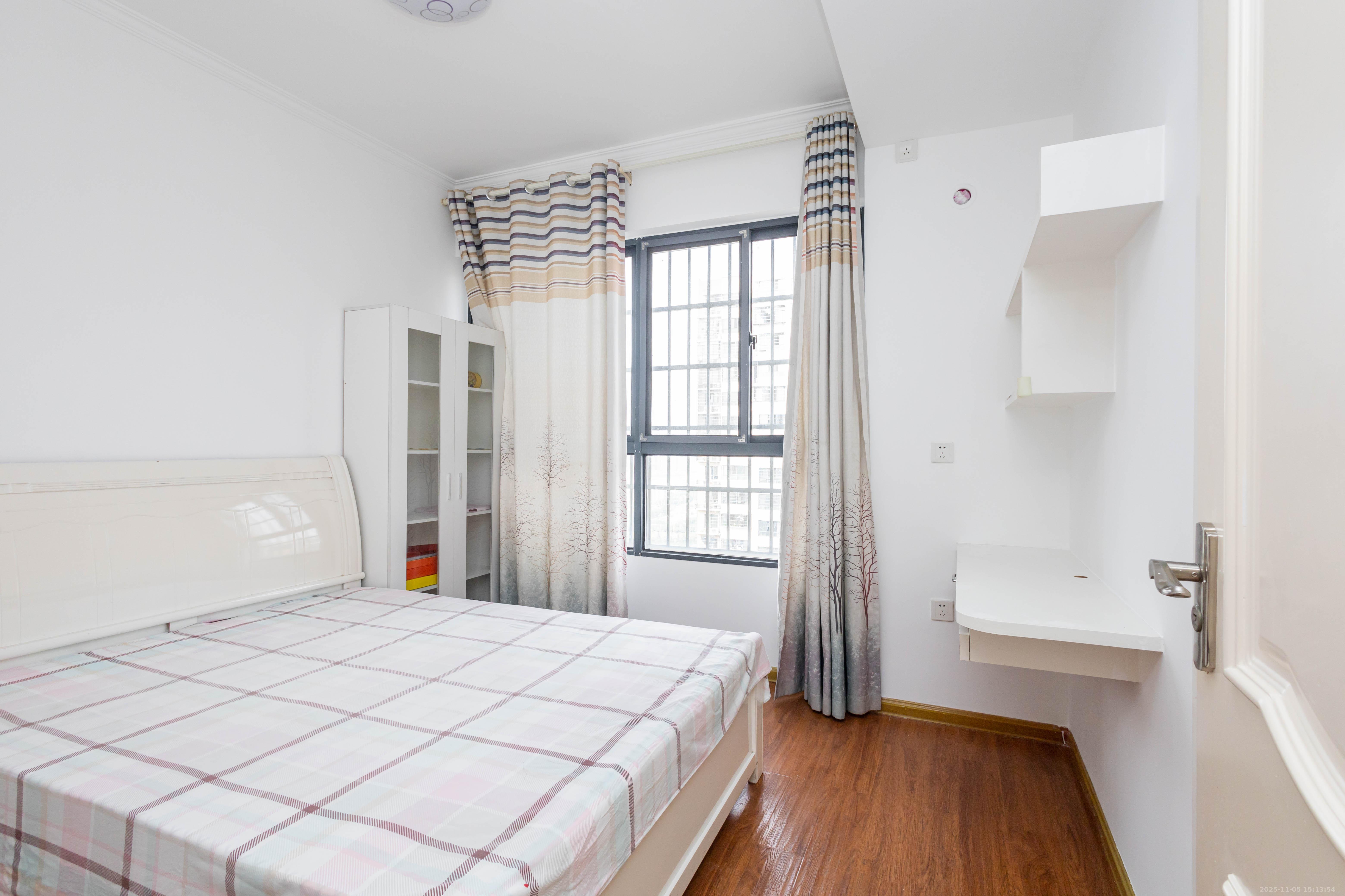 中国铁建国际城二期  3室2厅1卫    65.8万卧室