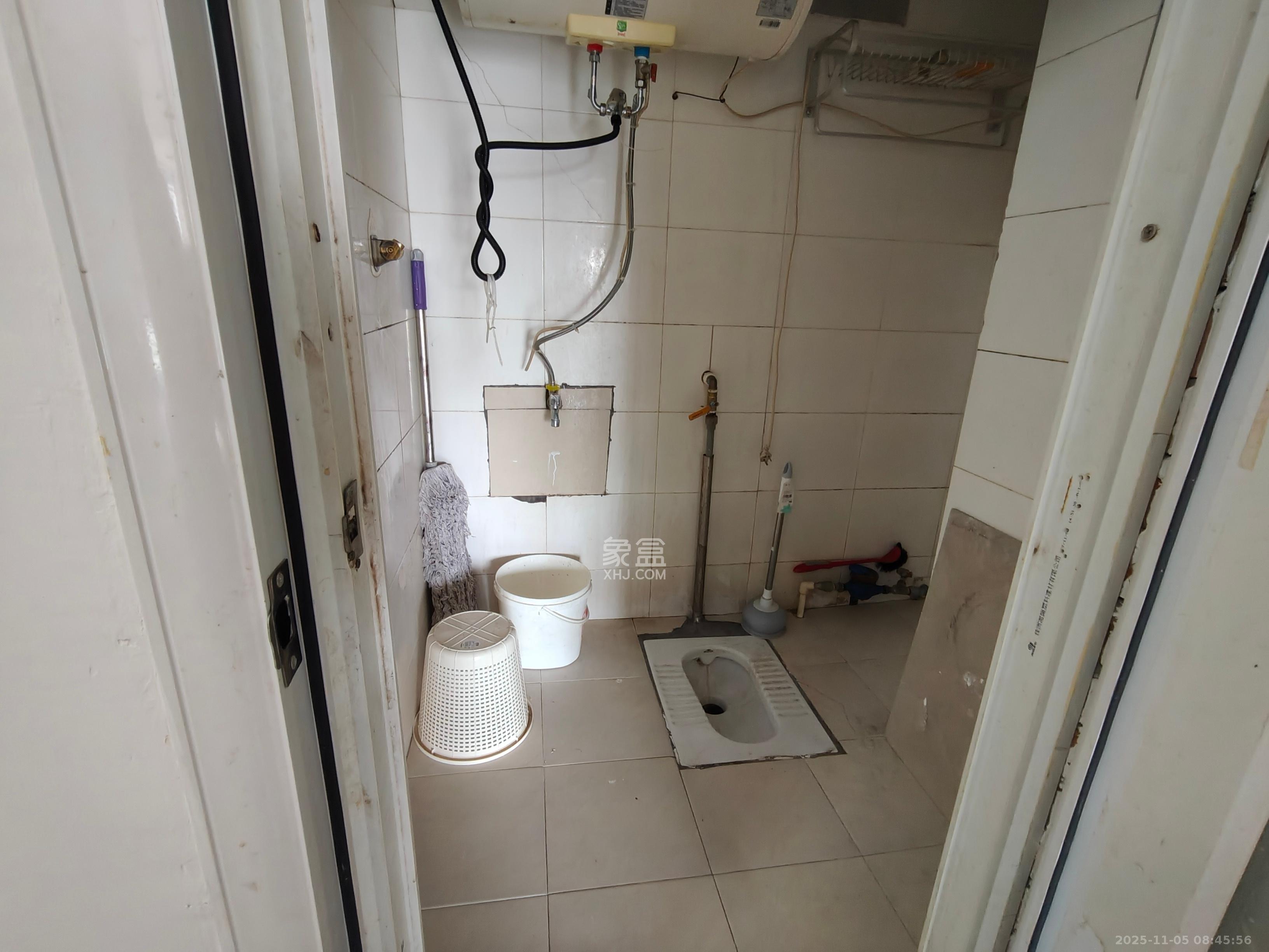 金信阳光在线  2室1厅1卫    900.0元/月室内图