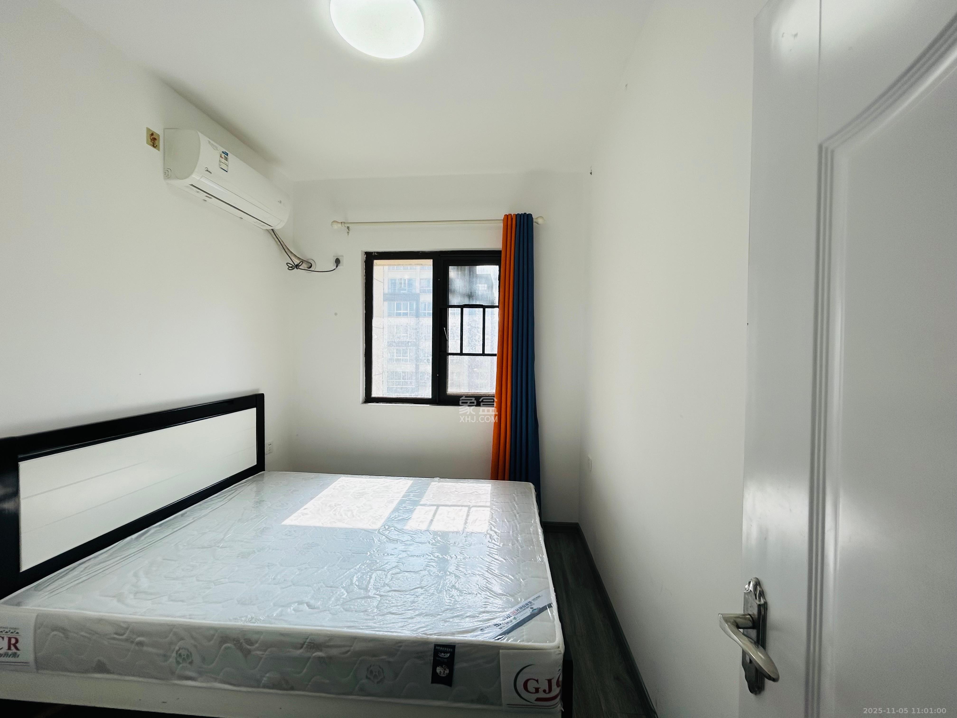 梅溪盛荟  3室2厅2卫    2400.0元/月室内图